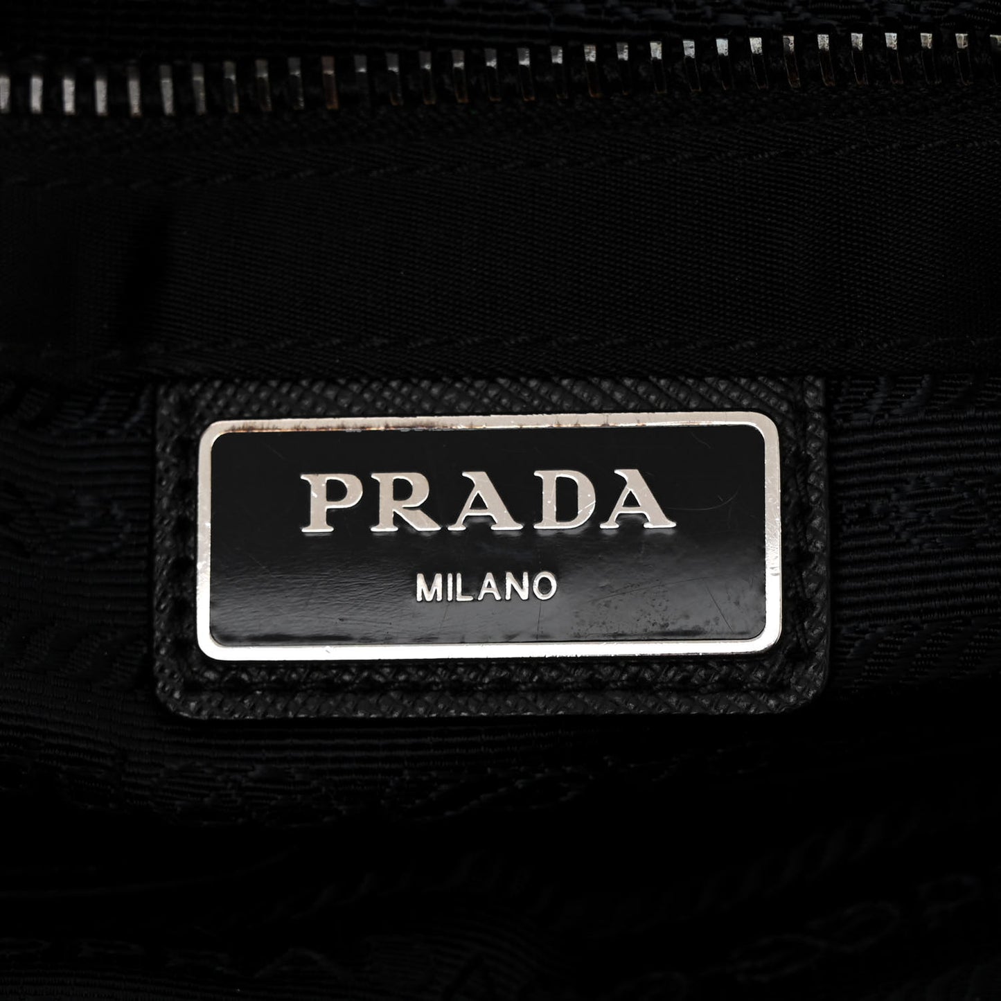 Tessuto Nylon Saffiano Logo Messenger Bag Black