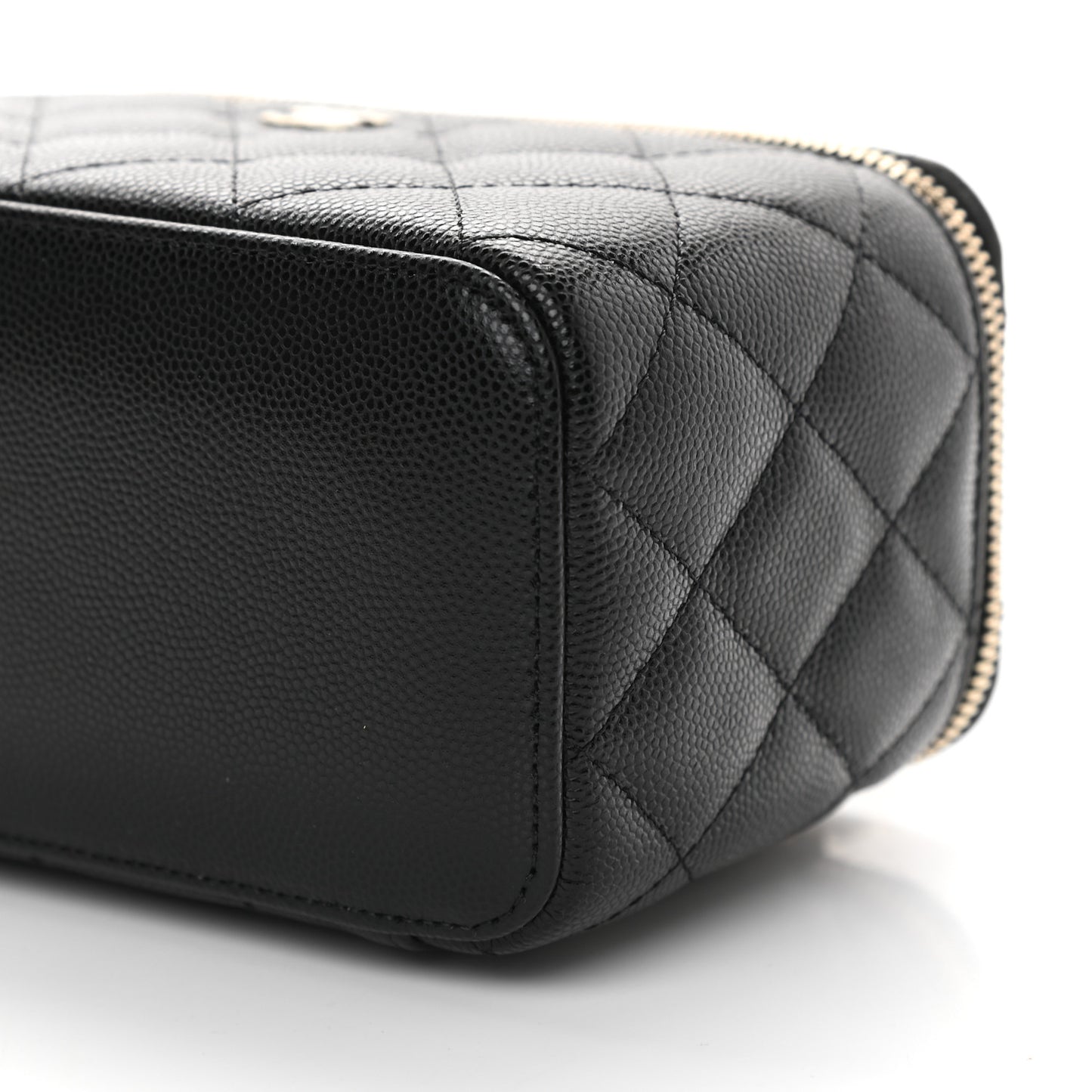 Caviar Quilted Small Vanity Case With Chain Black