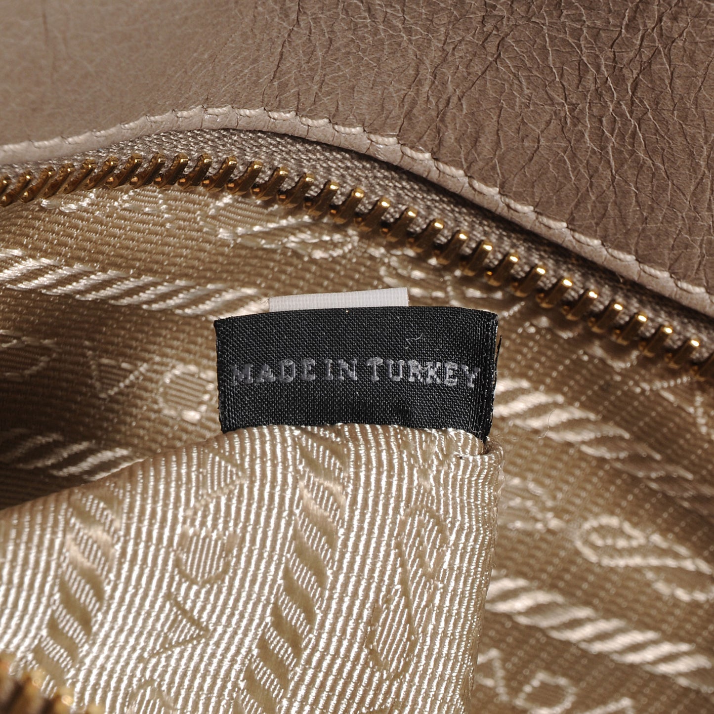 Vitello Shine Shopping Satchel Pomice