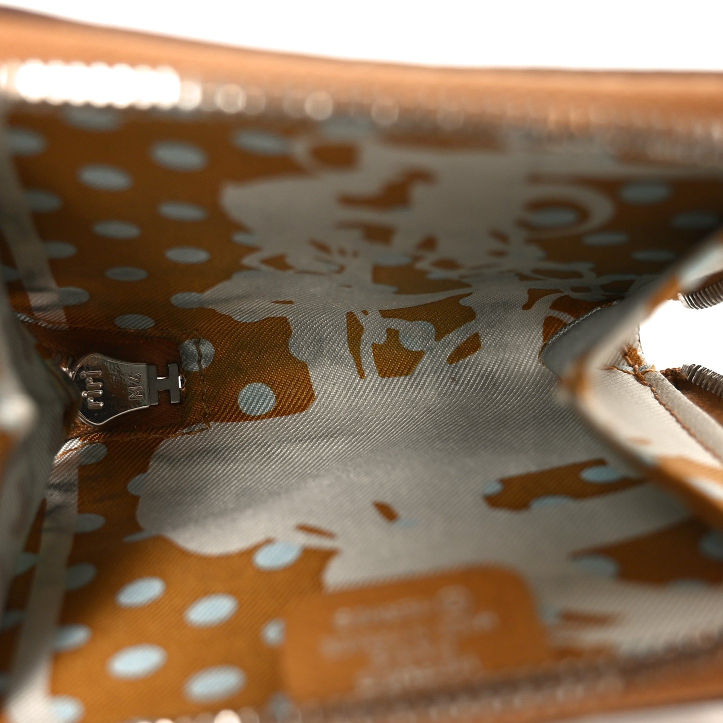 Epsom Silk'in Coin Purse Sesame