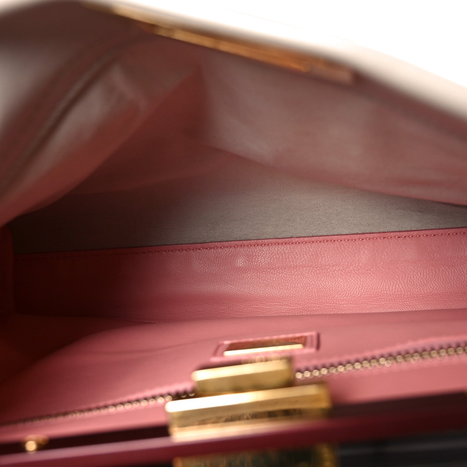 Fendi Vitello Seta Shiny Nappa Medium Peekaboo Iconic Satchel Grigio Polvere Bois de Rose 5 of 10