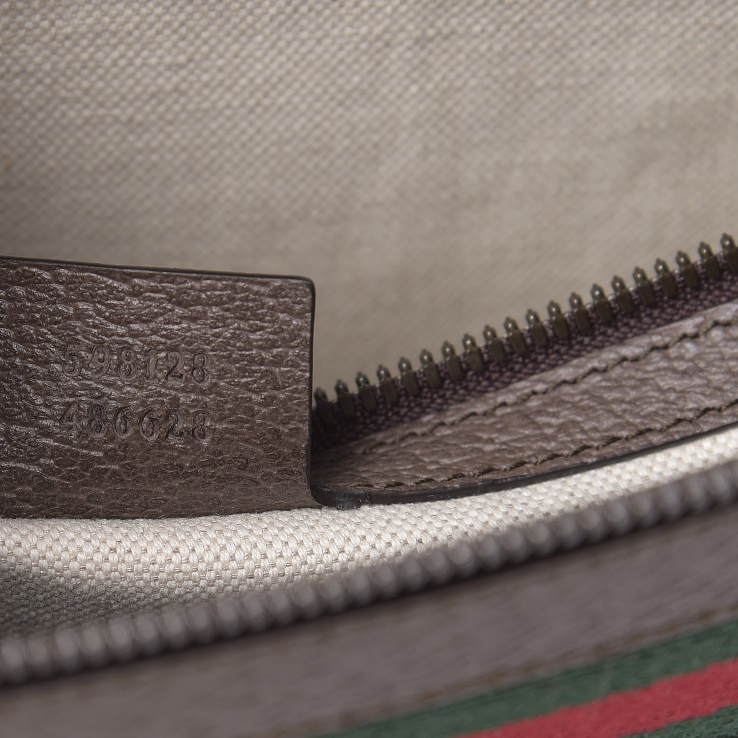 Gucci GG Supreme Monogram Textured Calfskin Web Ophidia Documents Holder Beige Ebony New Acero 7 of 7