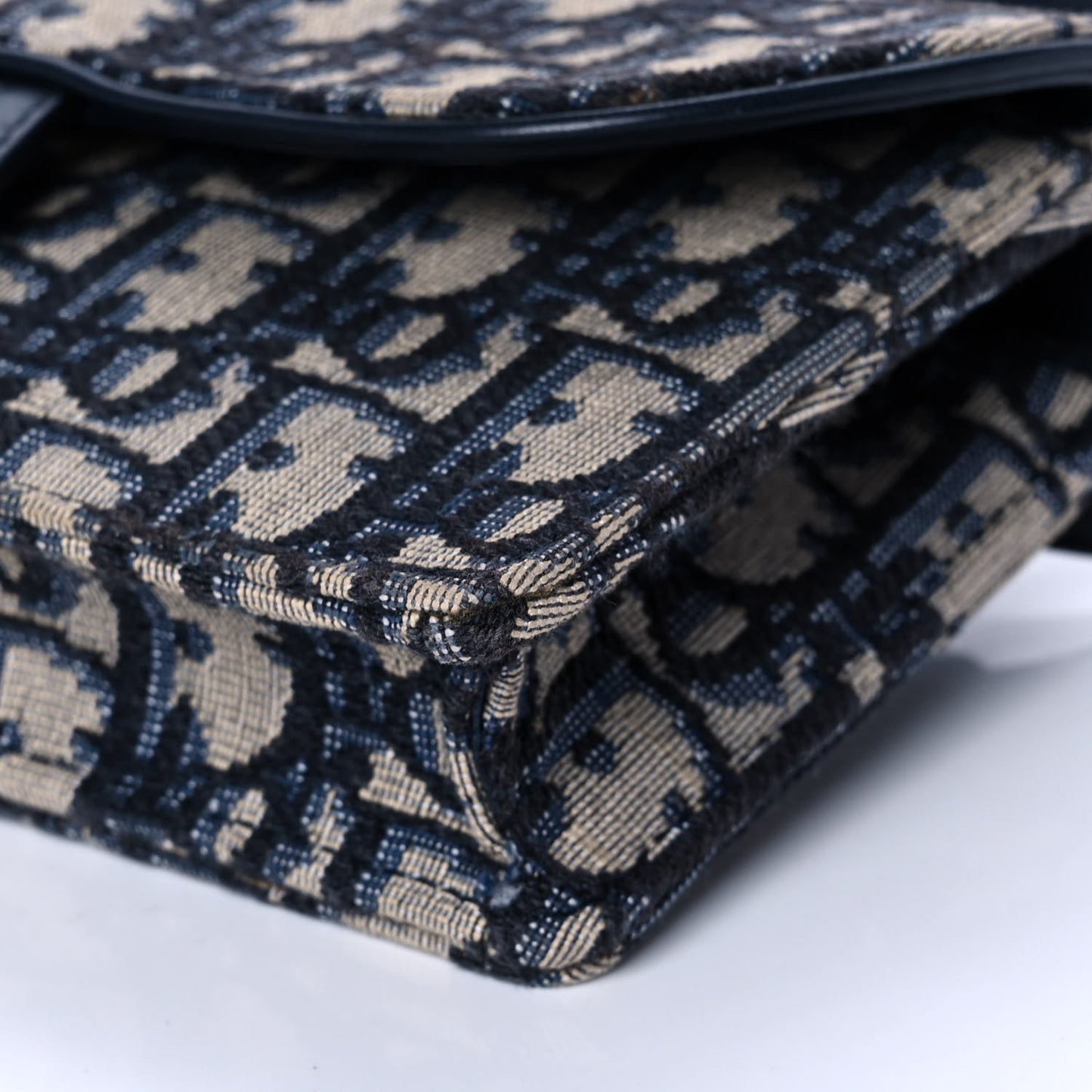 Oblique Saddle Belt Bag Blue