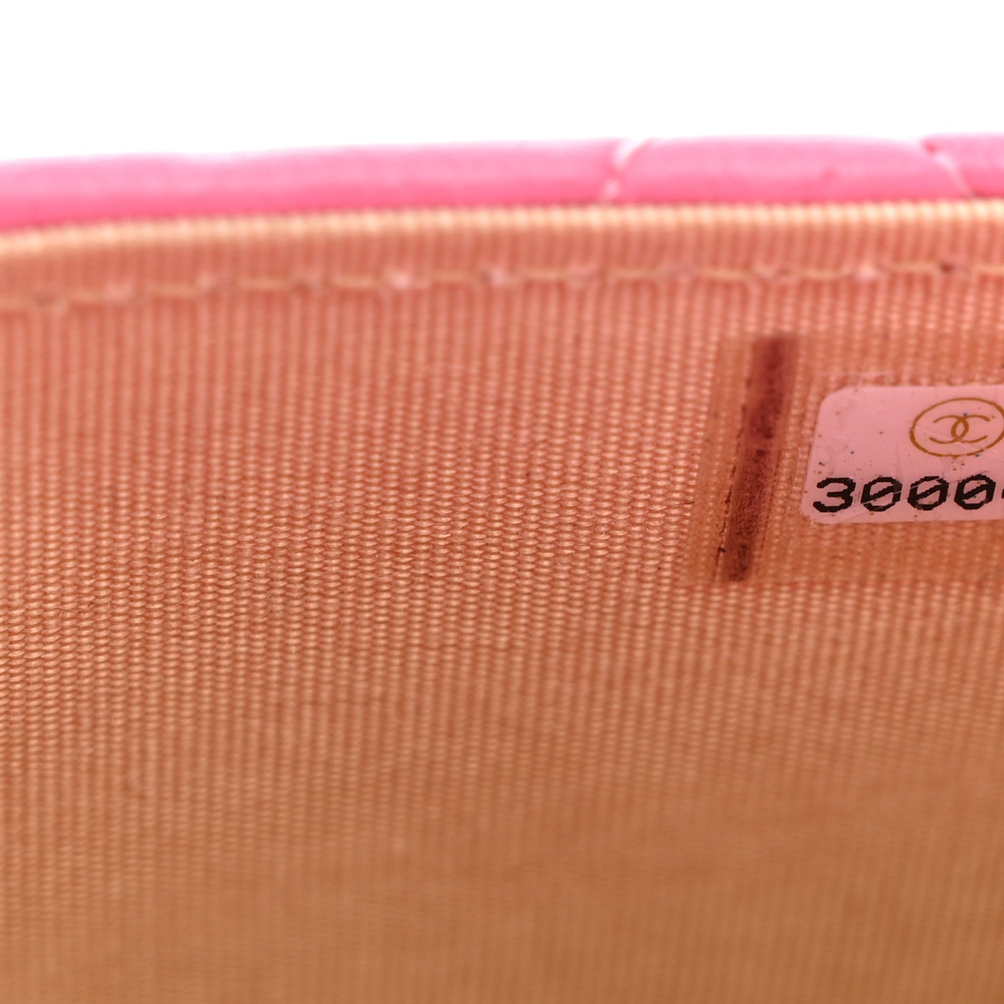 Lambskin Quilted Pearl Crush Clutch With Chain Pink