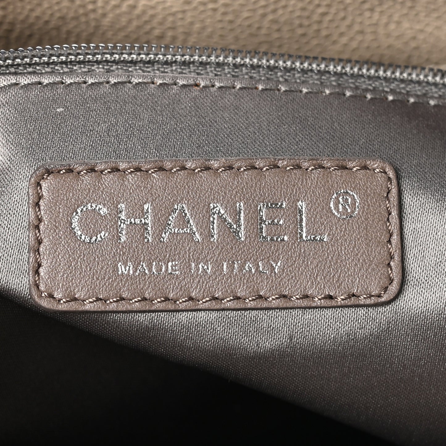 Caviar Quilted Grand Shopping Tote GST Beige Clair