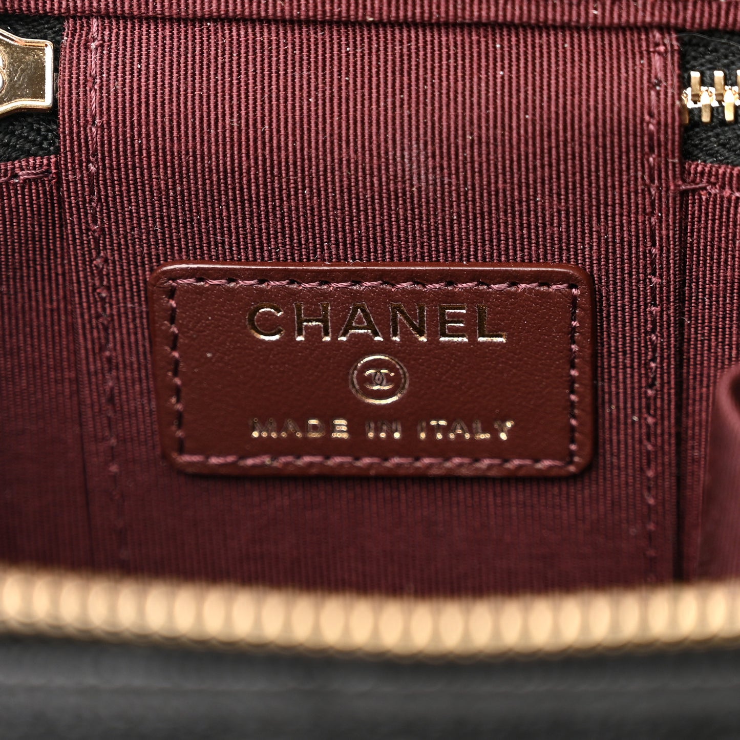 Caviar Quilted Mini Vanity Case With Chain Black