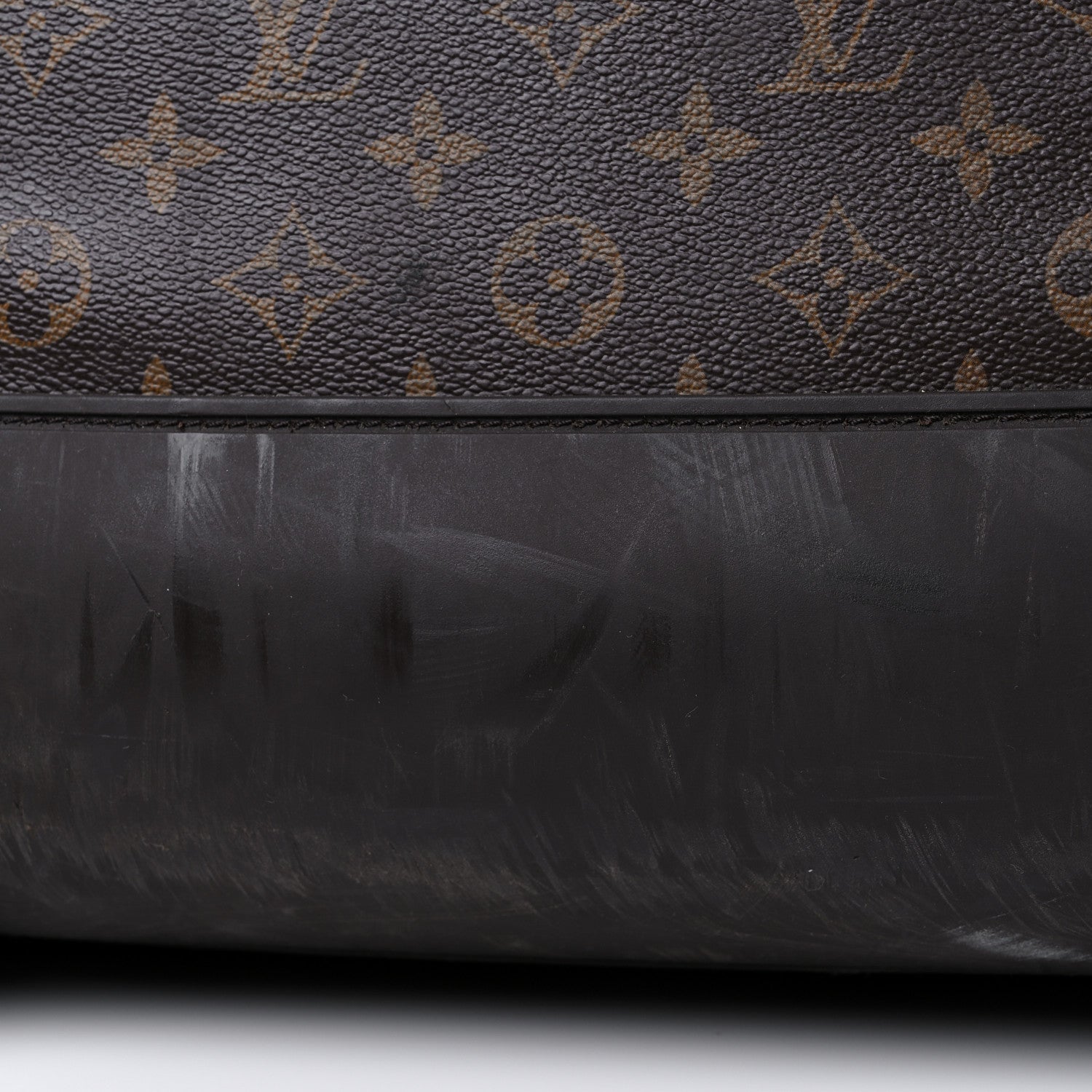 Louis Vuitton Monogram Eole 60 11 of 29