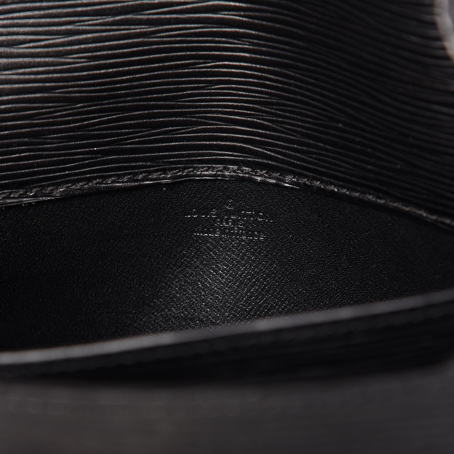 Louis Vuitton Epi Cartouchiere 22 Black 8 of 9