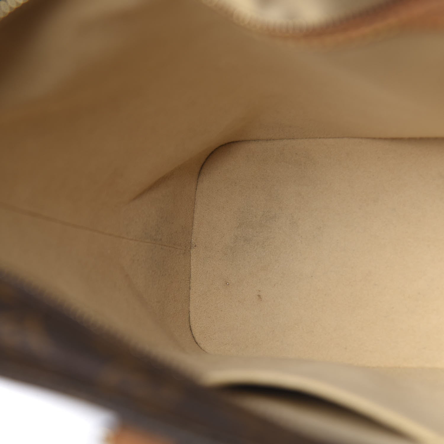 Louis Vuitton Monogram Luco 8 of 13