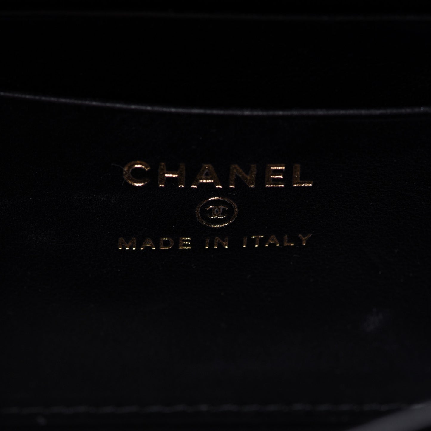 Caviar Quilted CC Filigree Vanity Clutch With Chain Black