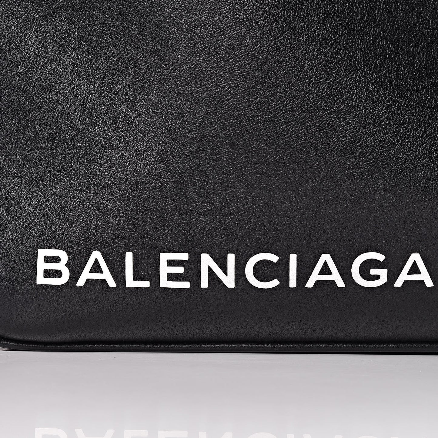 Calfskin M Triangle Duffle Black
