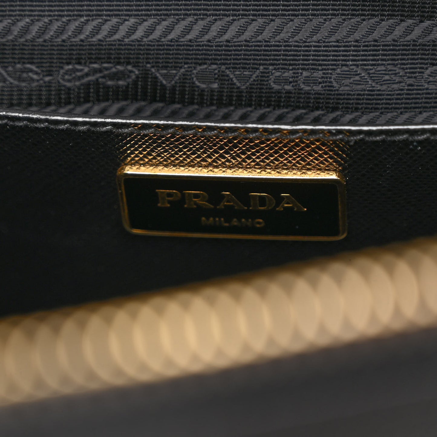 Saffiano Large Galleria Double Zip Tote Black