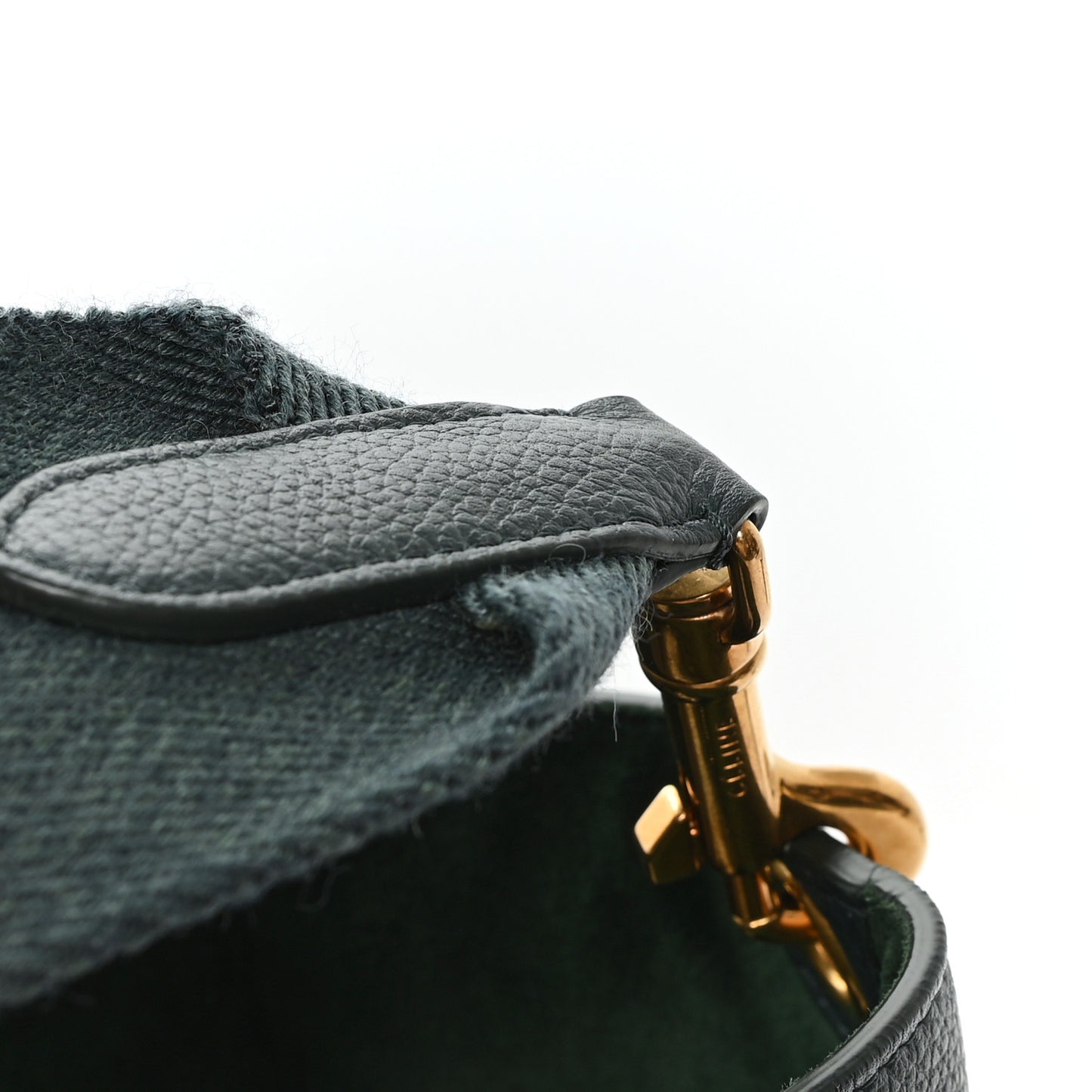 Soft Grained Calfskin Sangle Bucket Bag Amazone