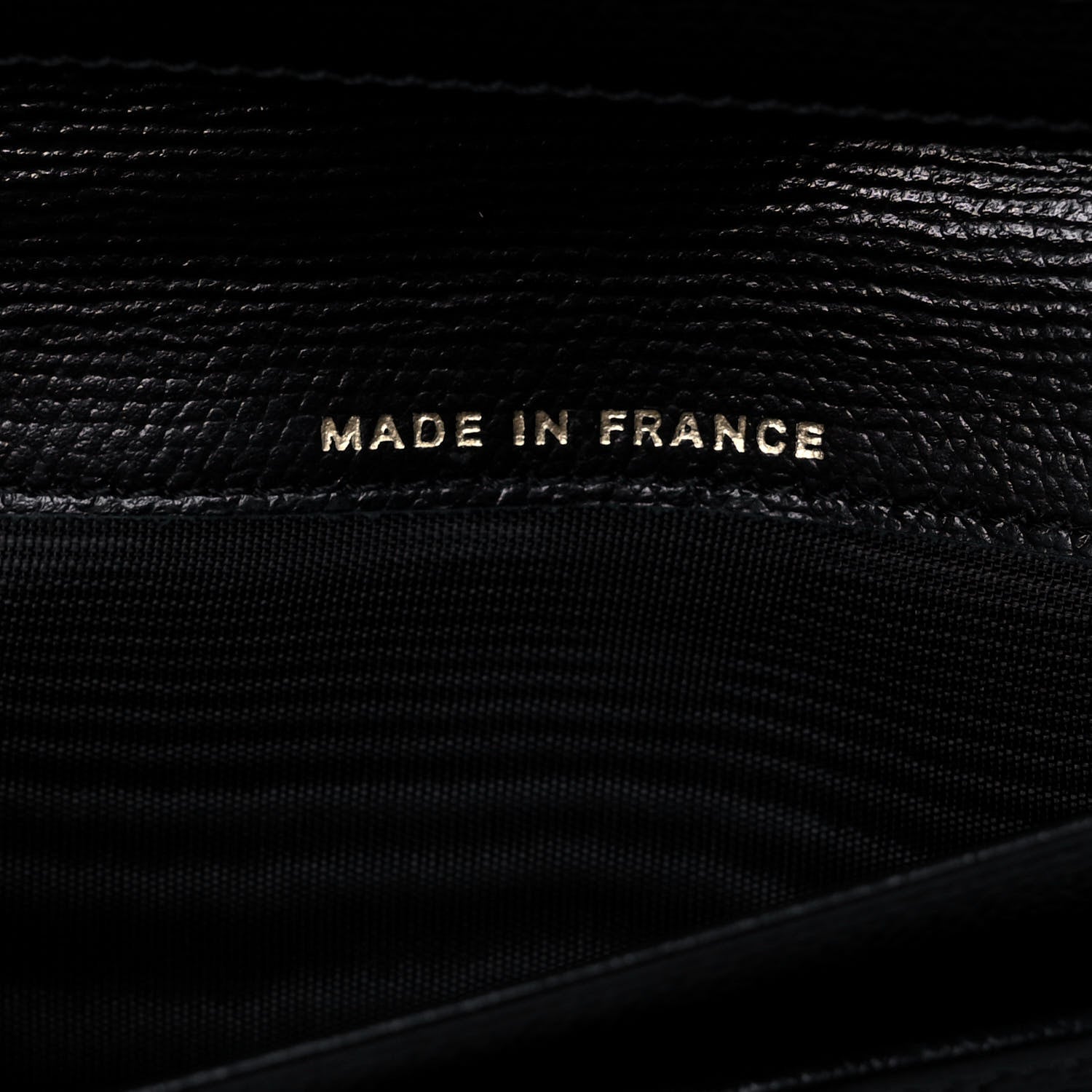Chanel Grained Calfskin CC Button Yen Wallet Black 8 of 11