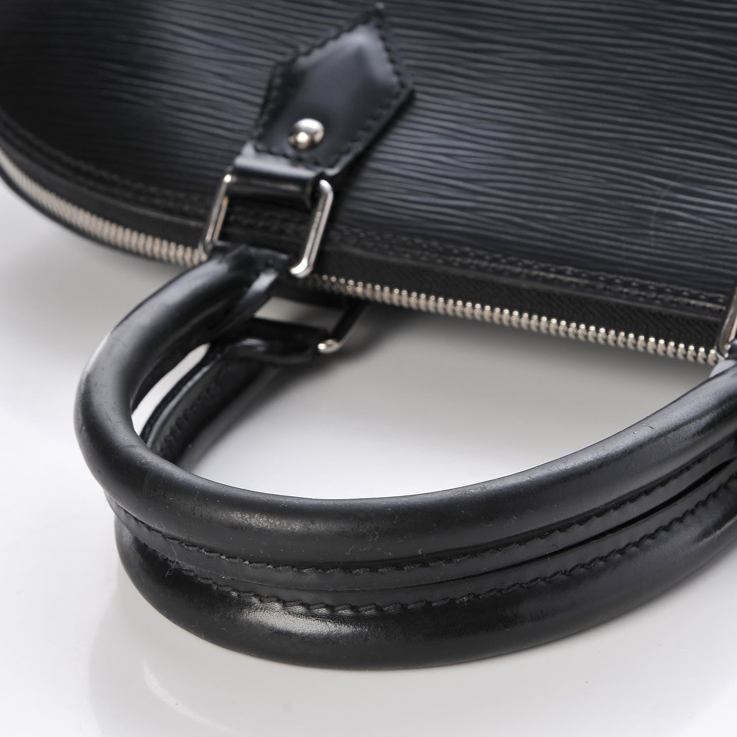 Louis Vuitton Epi Alma GM Black 10 of 10
