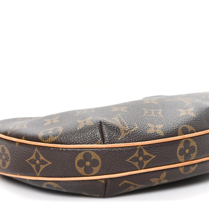 Louis Vuitton Monogram Croissant PM 8 of 9