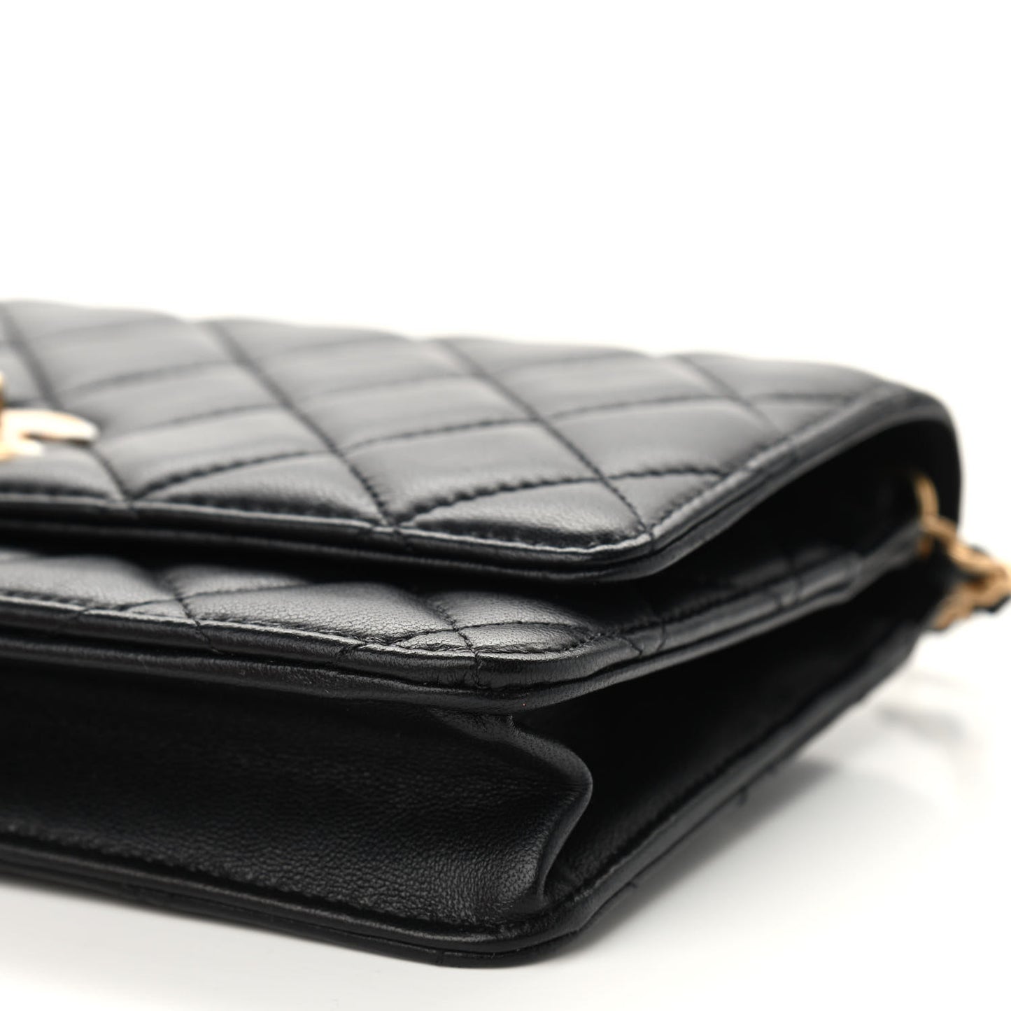 Lambskin Quilted CC Pearl Crush Wallet on Chain WOC Black