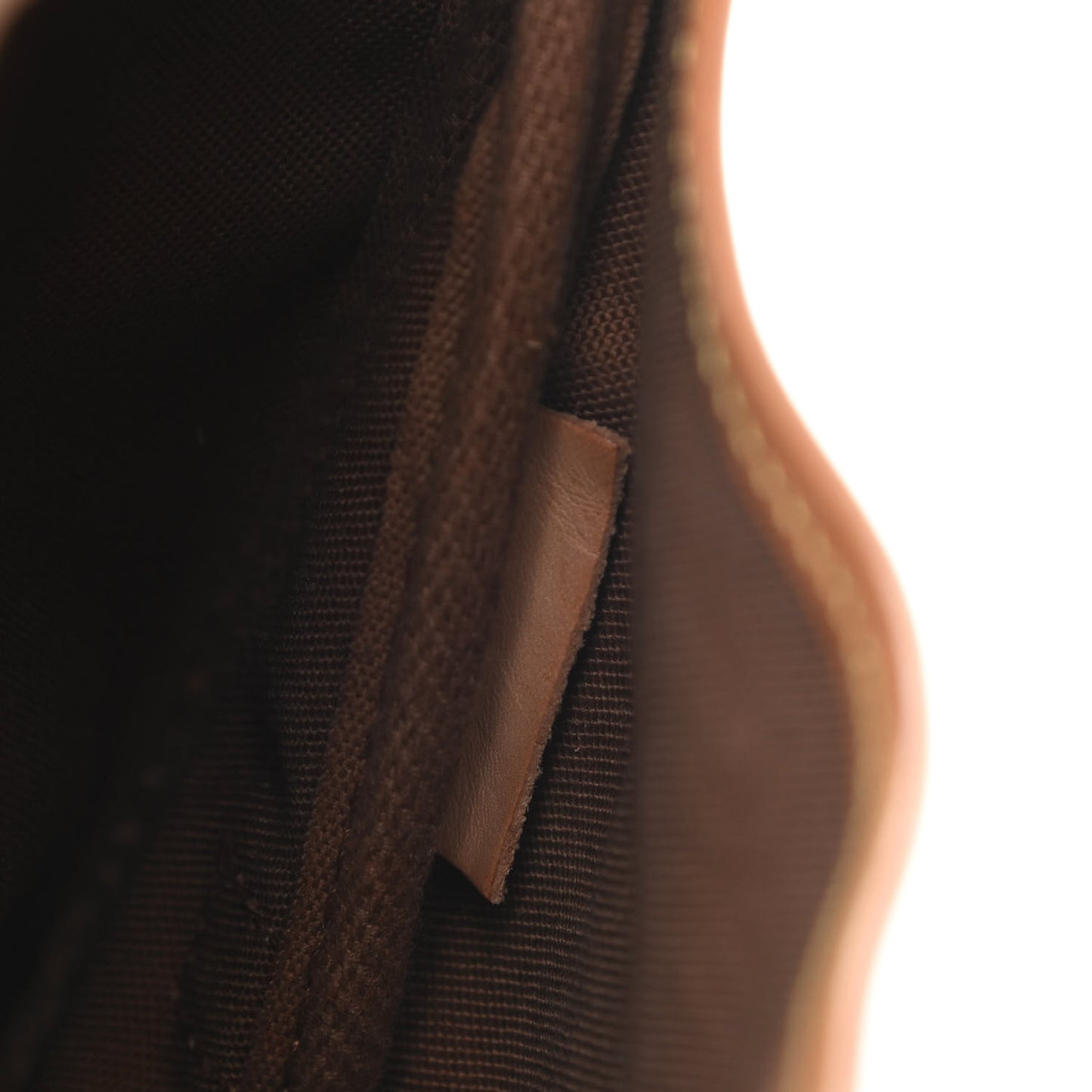 Monogram Saumur 30