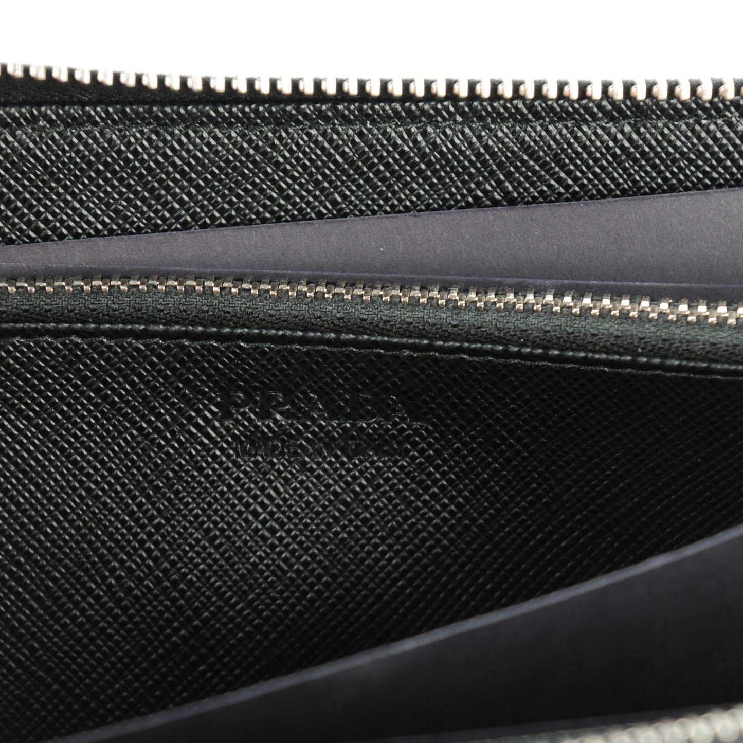 Saffiano Zip Around Wallet Nero Black