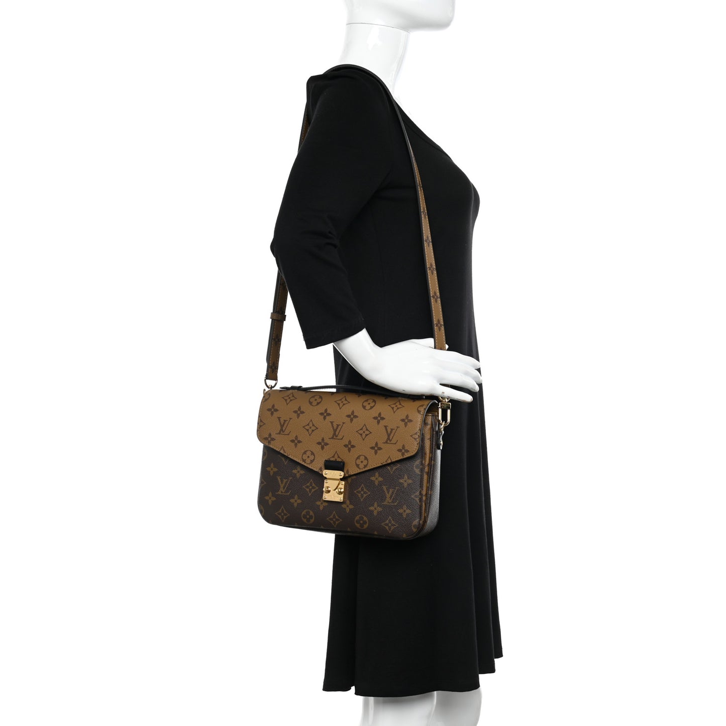 Reverse Monogram Pochette Metis