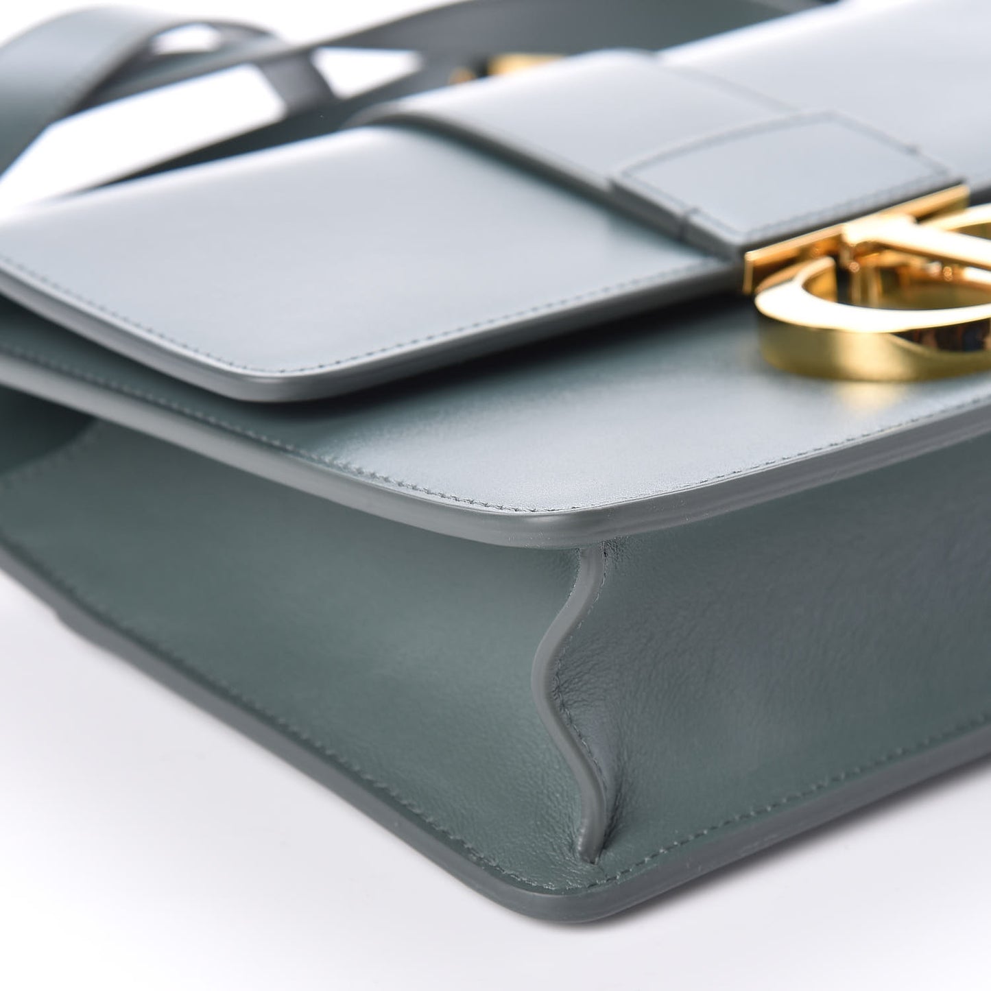 Smooth Calfskin 30 Montaigne Flap Bag Light Green