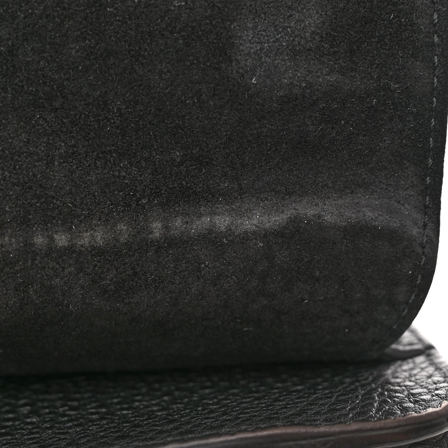Grained Calfskin Large Bobby Flap Black