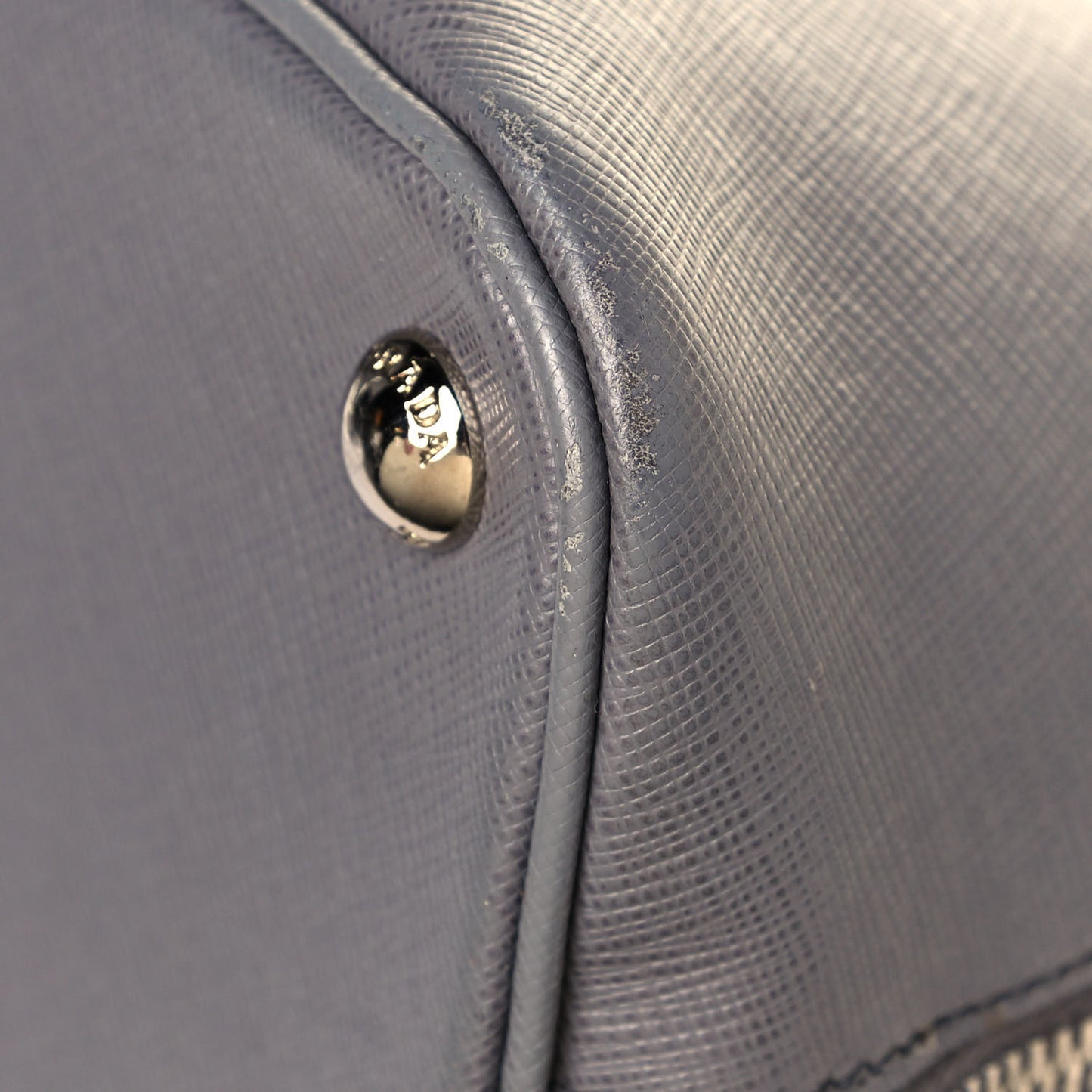 Saffiano Lux Medium Promenade Tote Marmo