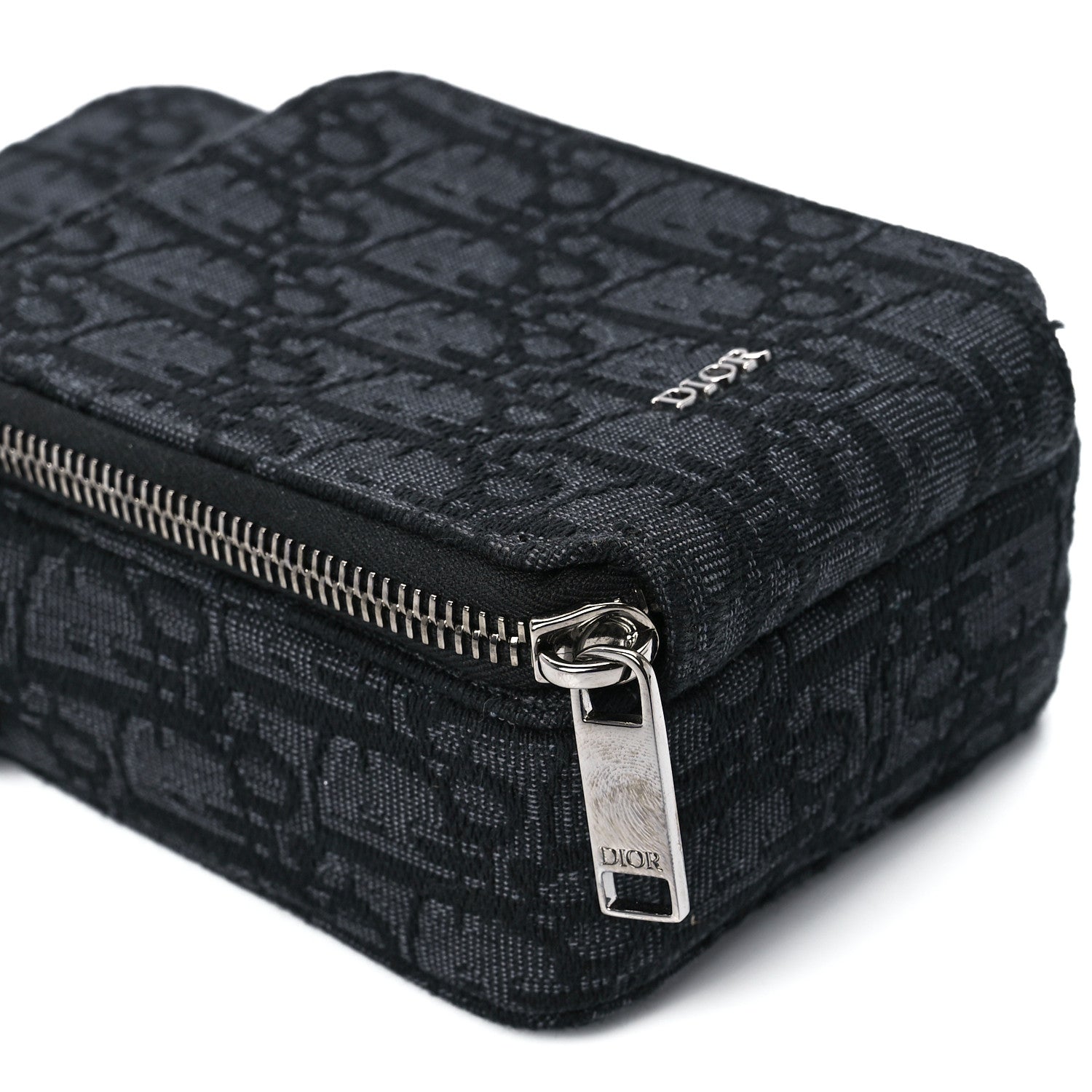 Christian Dior / オブリーク Riderマイクロポーチ Christian Dior Oblique Micro Rider Pouch Black 1276009 – FASHIONPHILE
