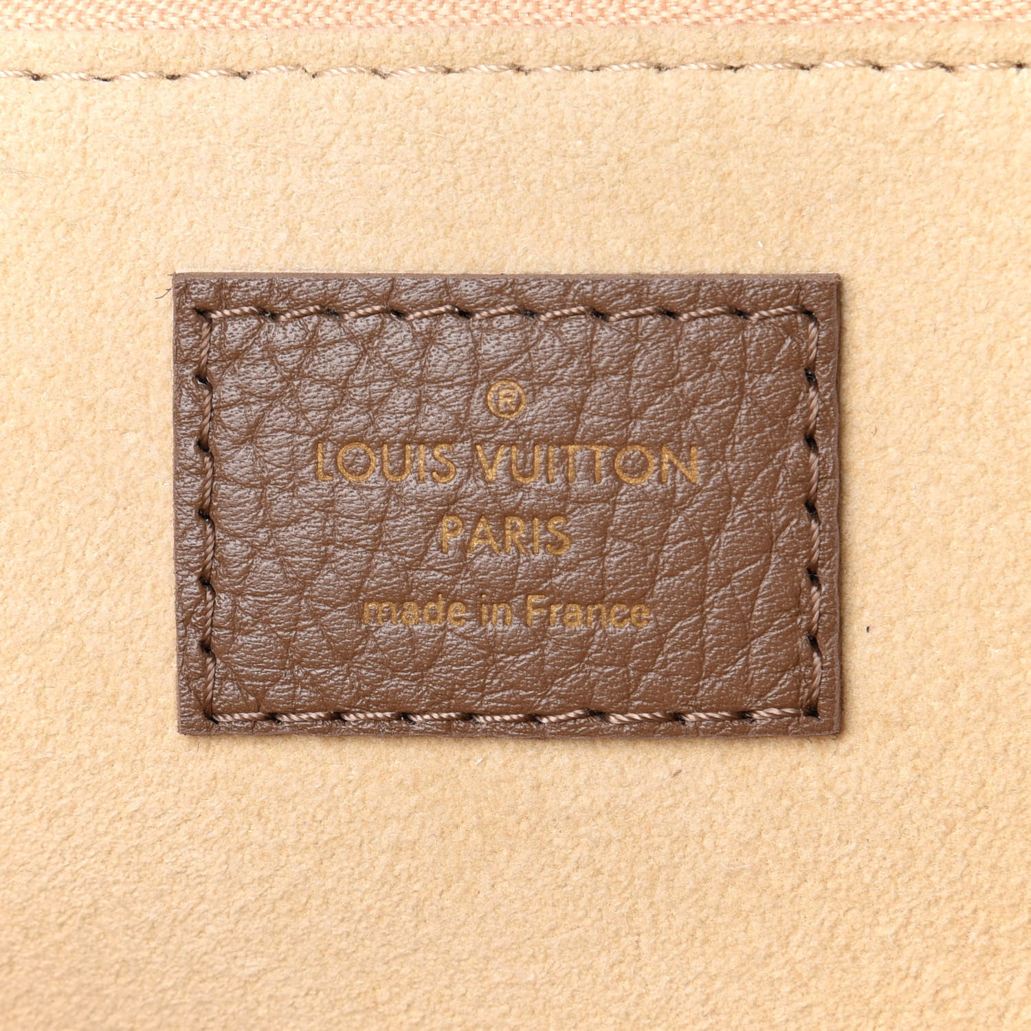 Louis Vuitton Taurillon Volta Kaki 7 of 9