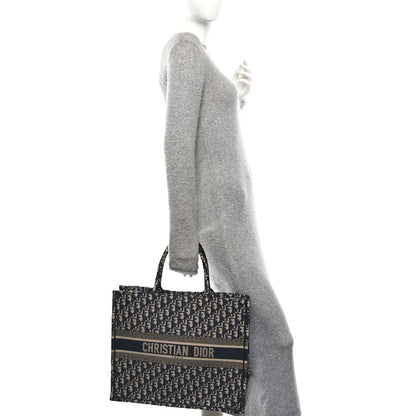Christian Dior Oblique Large Book Tote Blue Multicolor 2 of 11