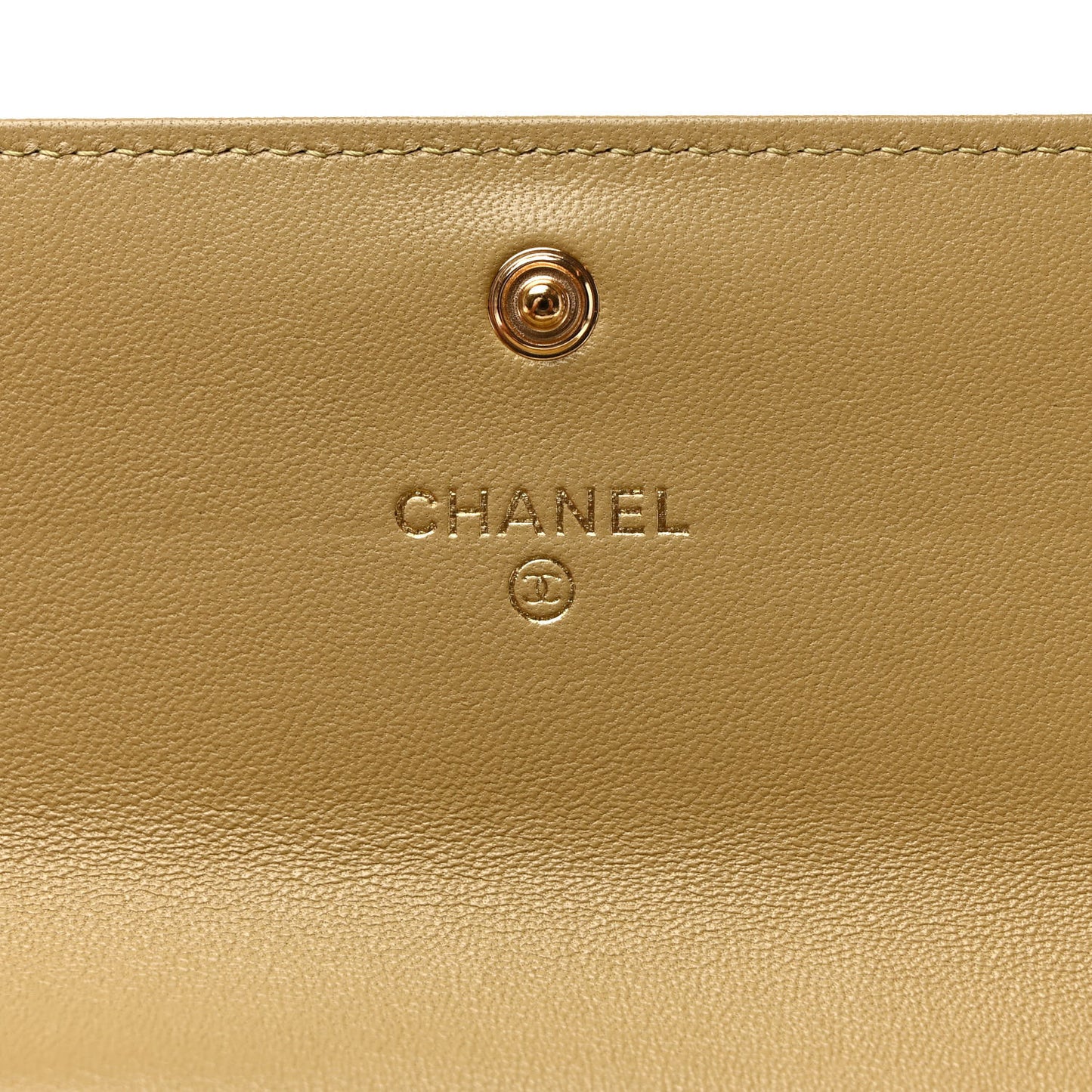 Lambskin Quilted Chanel 19 Flap Wallet Light Green