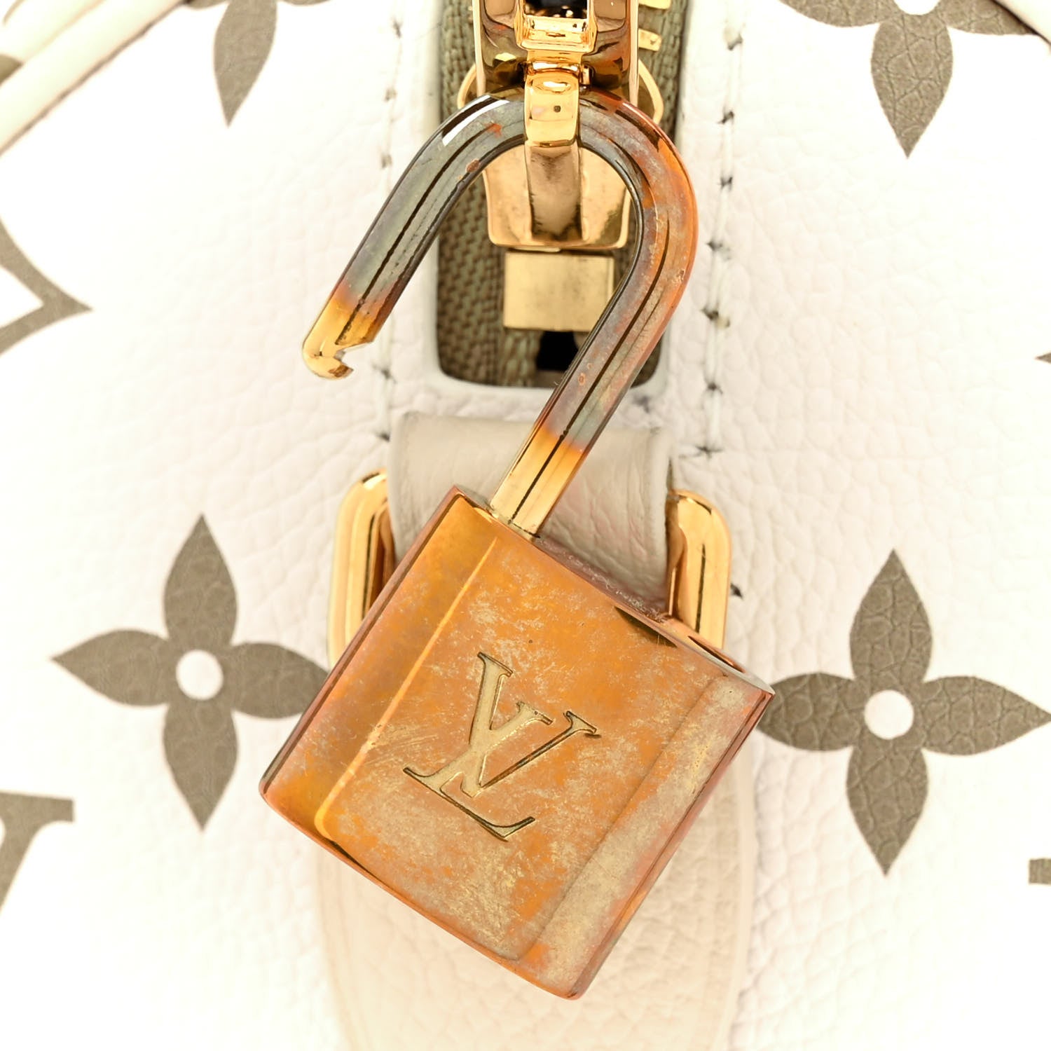 Louis Vuitton Empreinte Monogram Spring in the City Speedy Bandouliere 20 Kaki Beige Cream 10 of 11