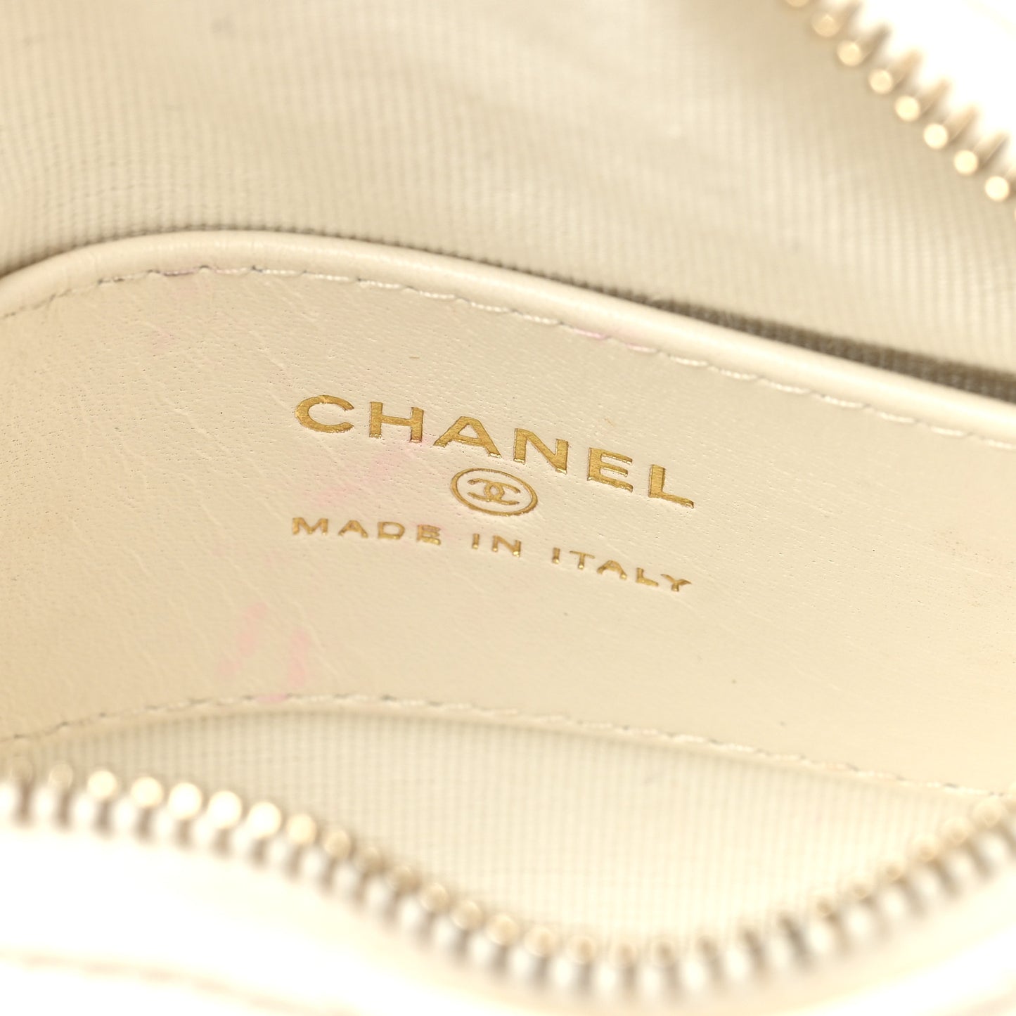 Lambskin Quilted Chain Around Pouch White