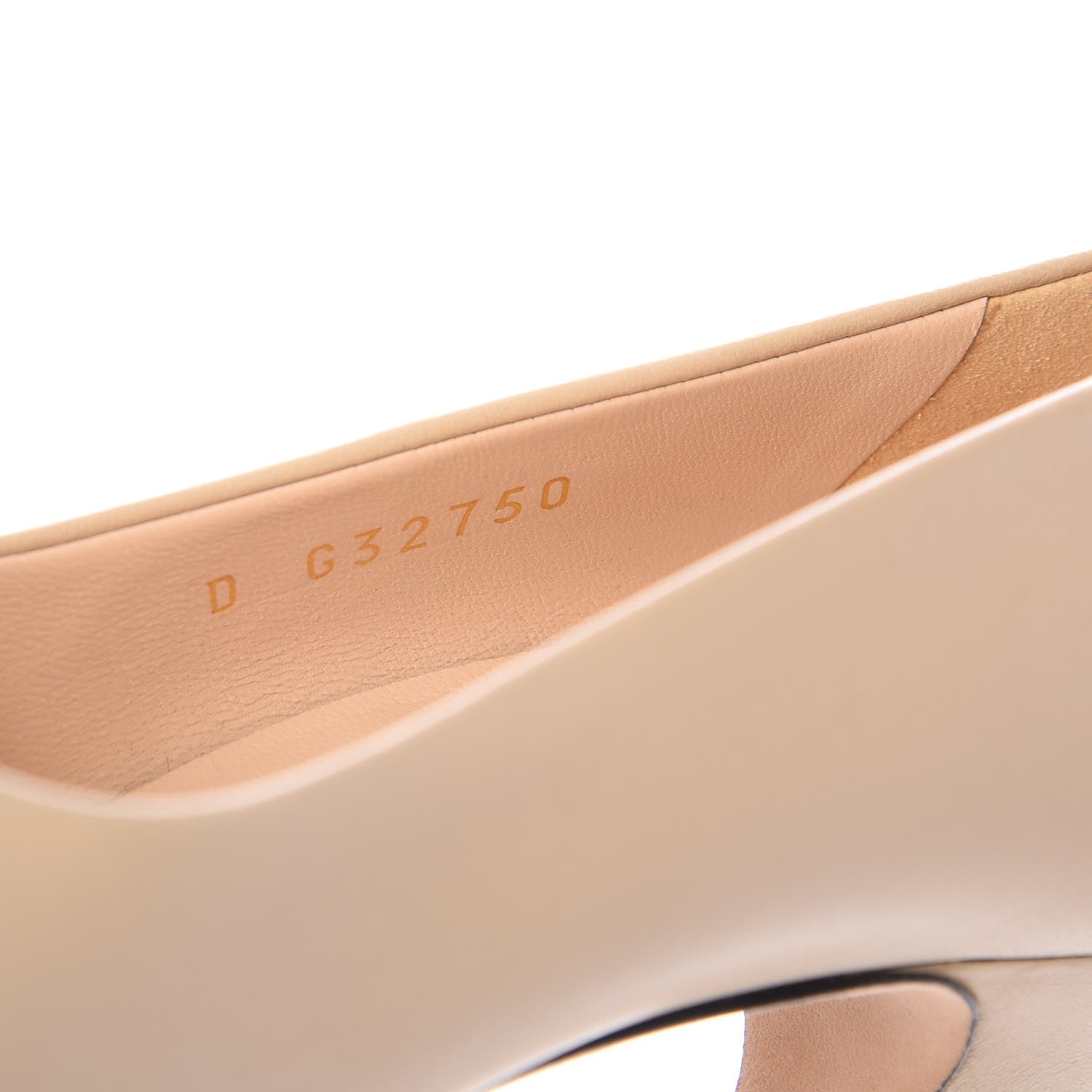 Chanel Lambskin Pearls Cap Toe Pumps 39.5 Beige Black 8 of 8