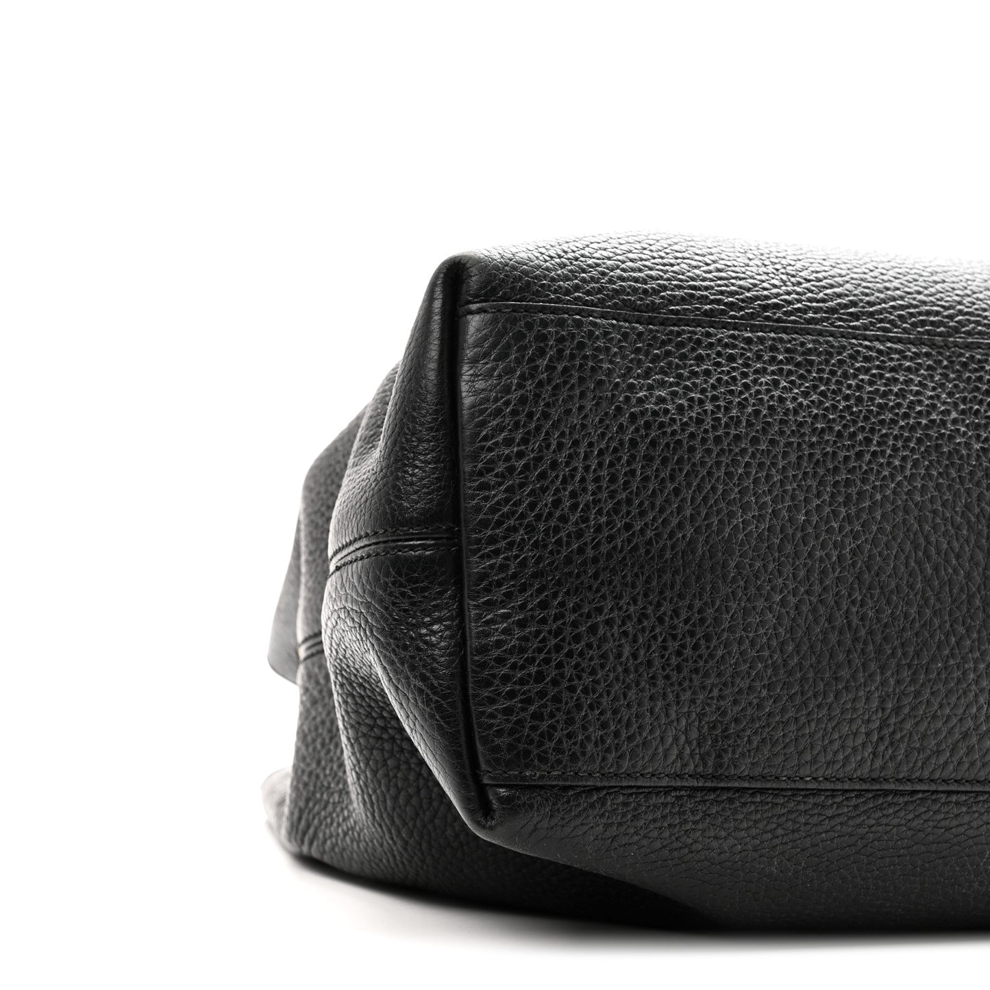 Pebbled Calfskin Medium Soho Chain Shoulder Bag Black