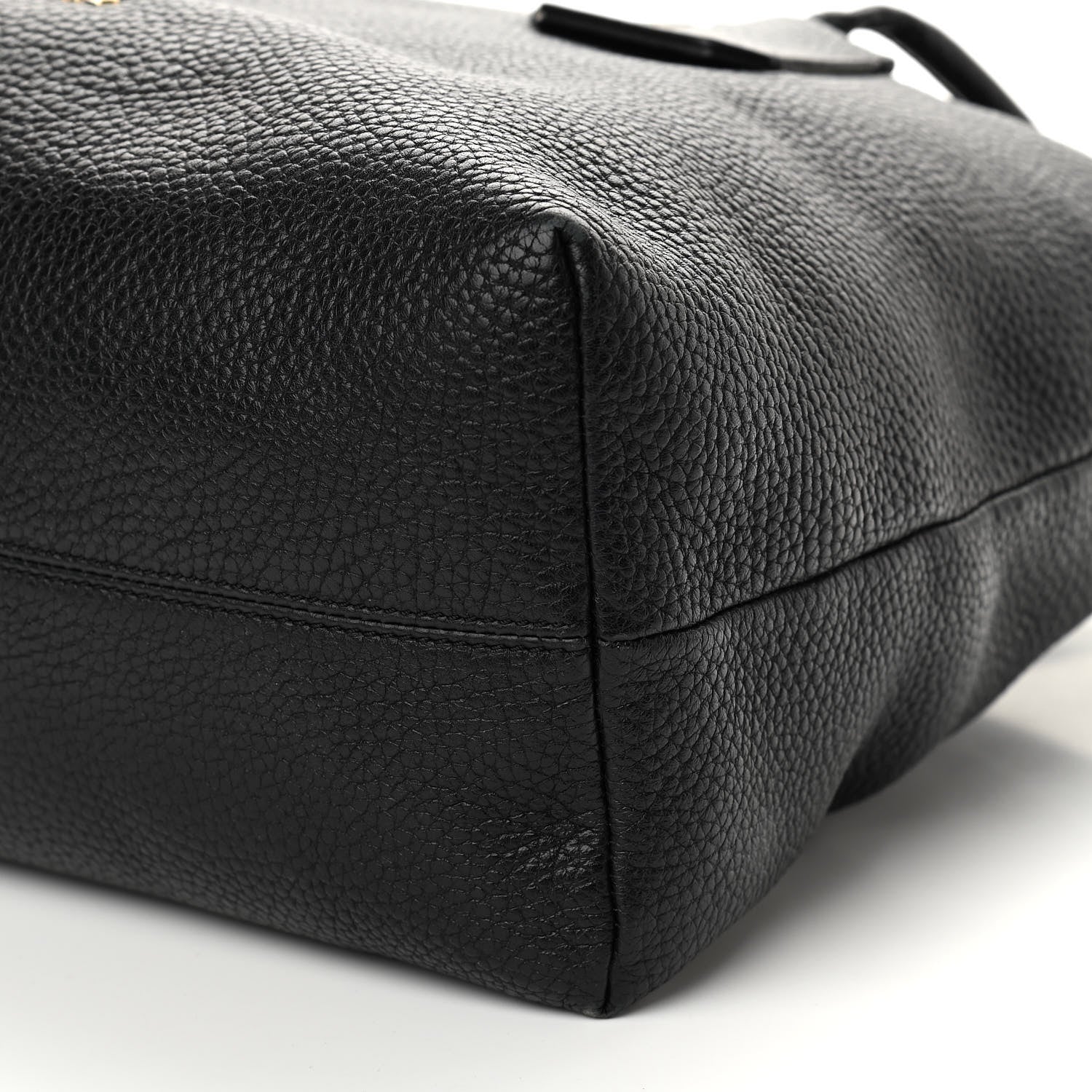 Burberry London Grainy Calfskin Medium Baynard Tote Black 8 of 9