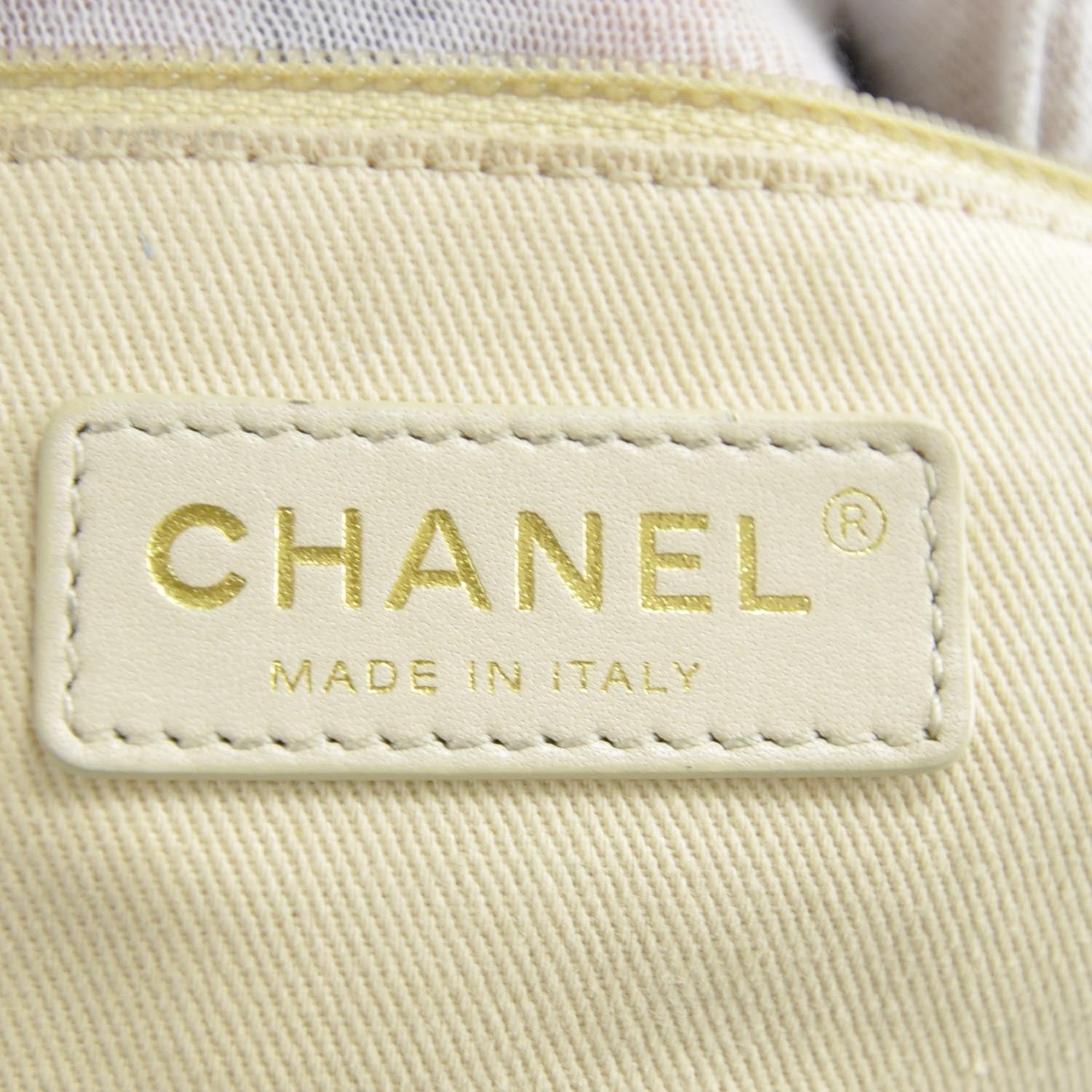 Chanel Iridescent Calfskin Chic Quilt Flap Black 7 of 9