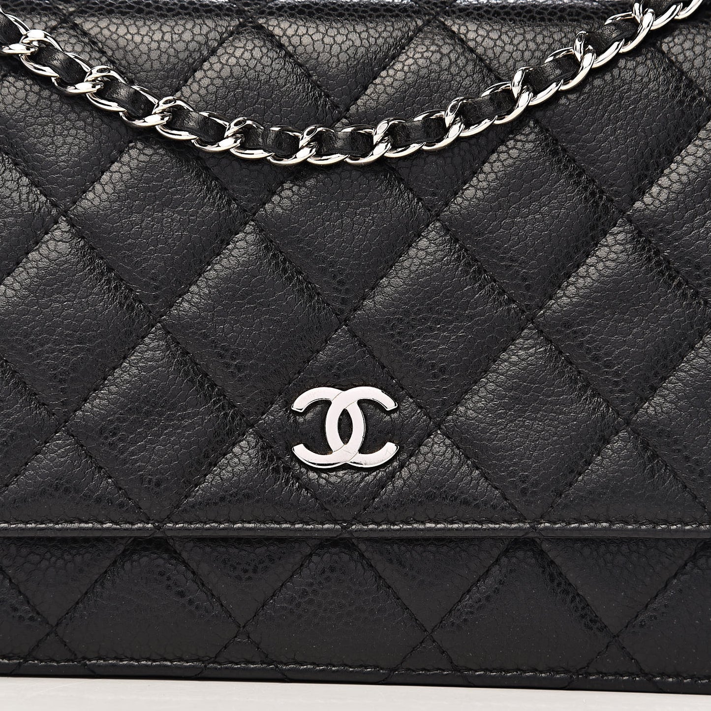 Caviar Quilted Wallet On Chain WOC Black