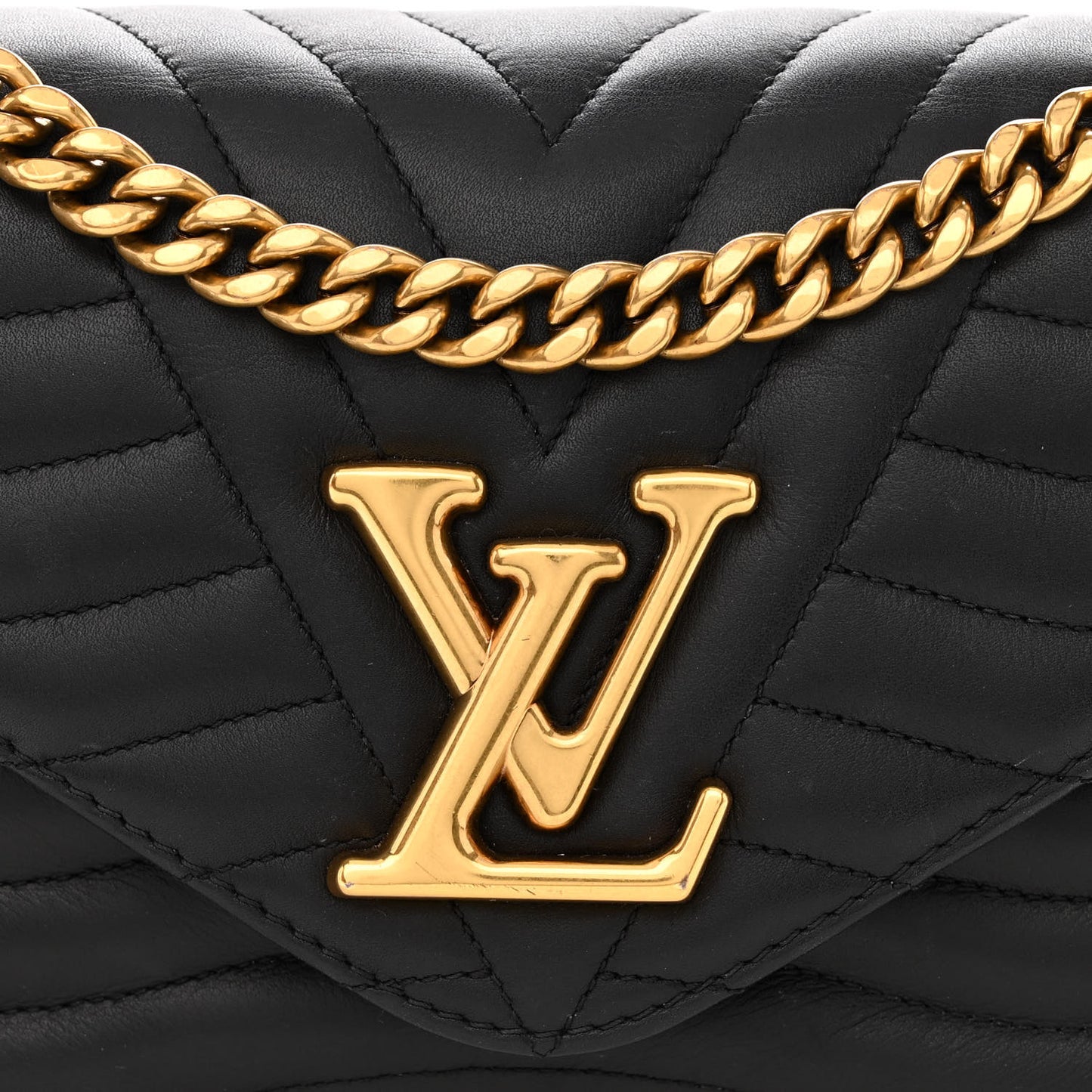 Calfskin New Wave Chain MM Black