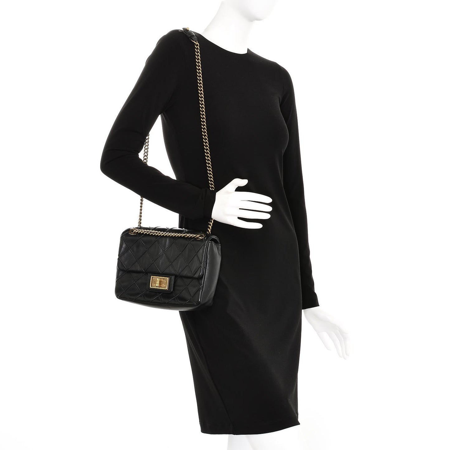 Calfskin Diamond Debossed Medium Cosmos Flap Black