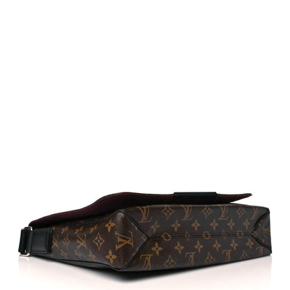 Louis Vuitton Monogram Macassar District MM 3 of 9