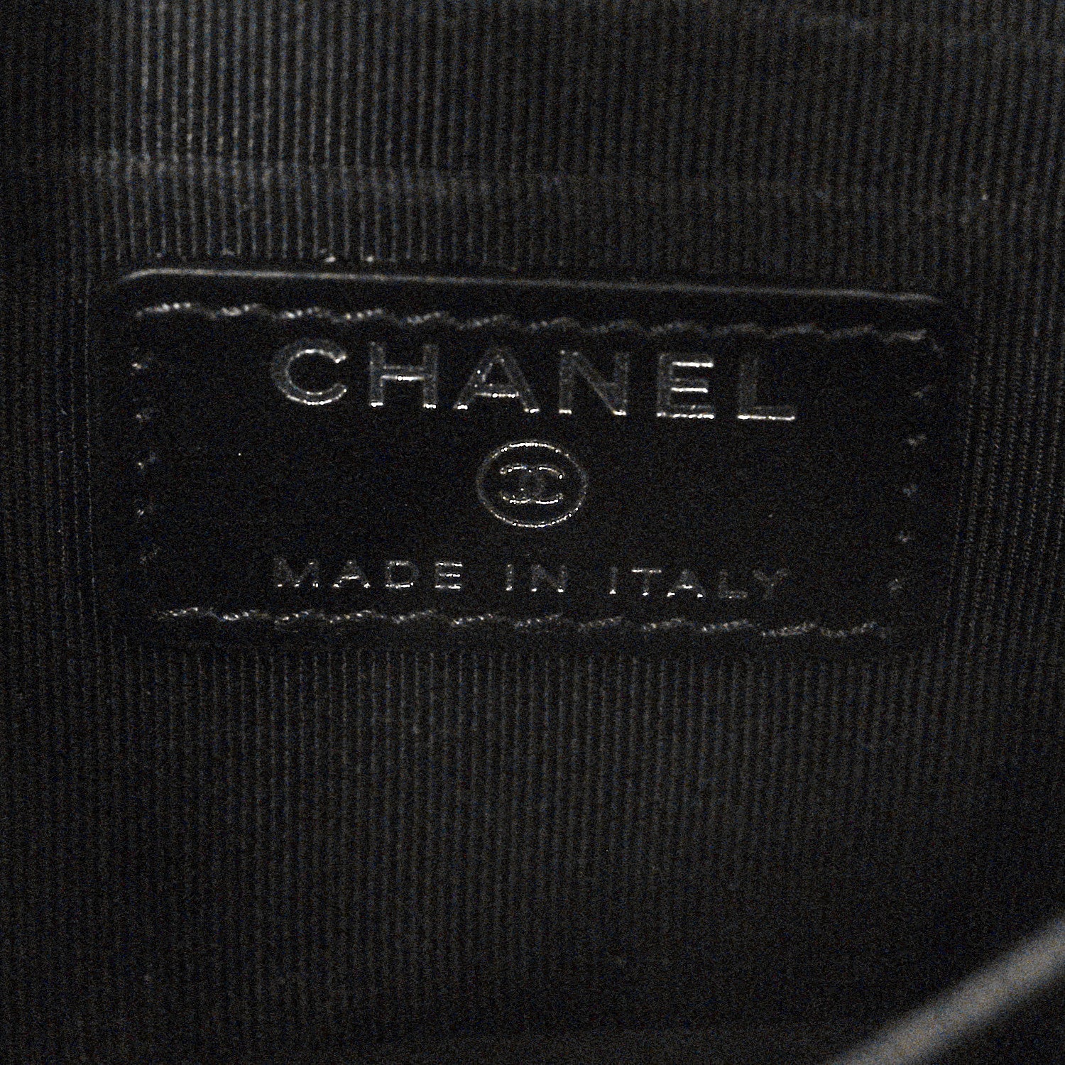 Chanel Aged Calfskin Quilted Medium Reissue Cosmetic Case So Black 6 of 10