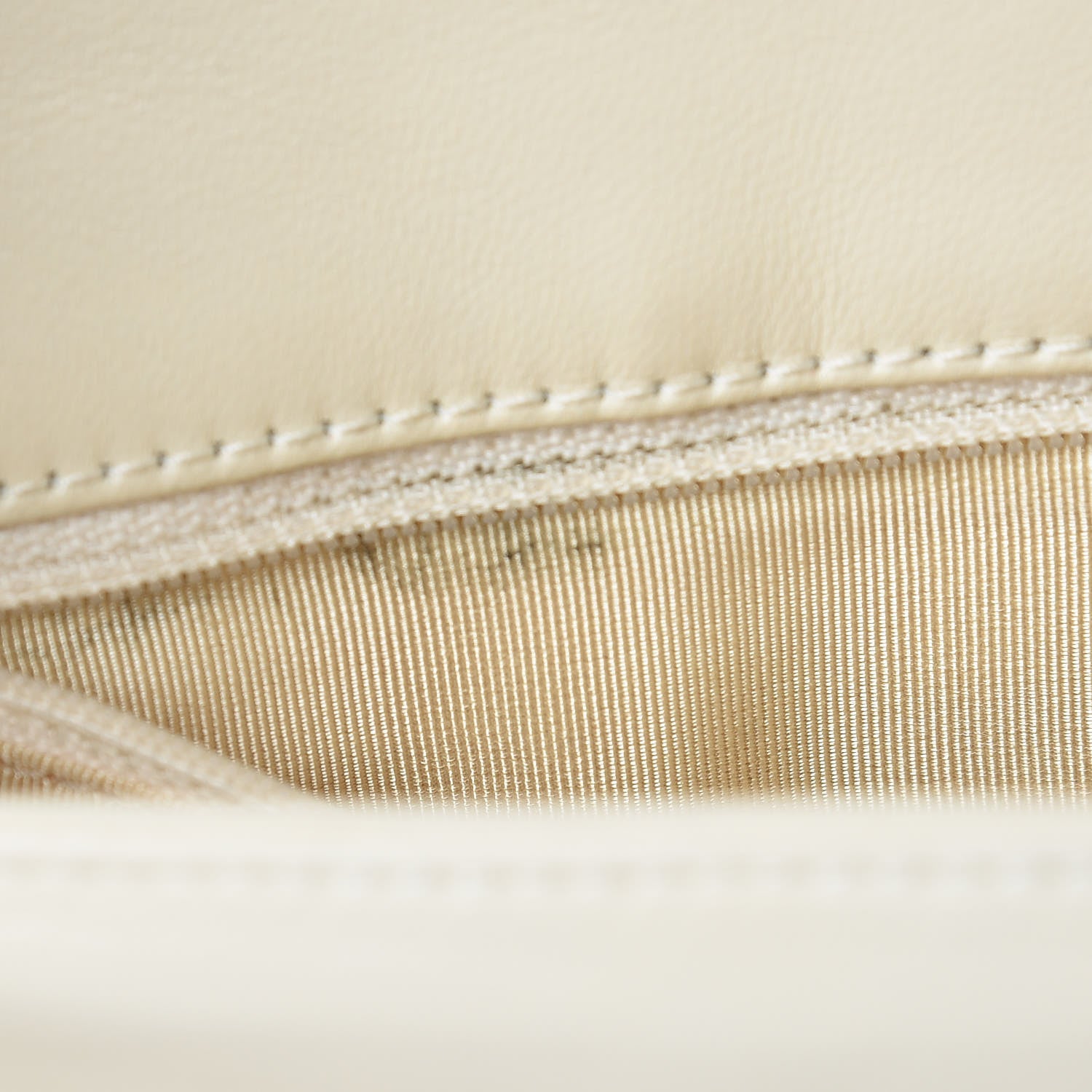 Chanel Lambskin Chocolate Bar Quilted CC Flap White 8 of 14