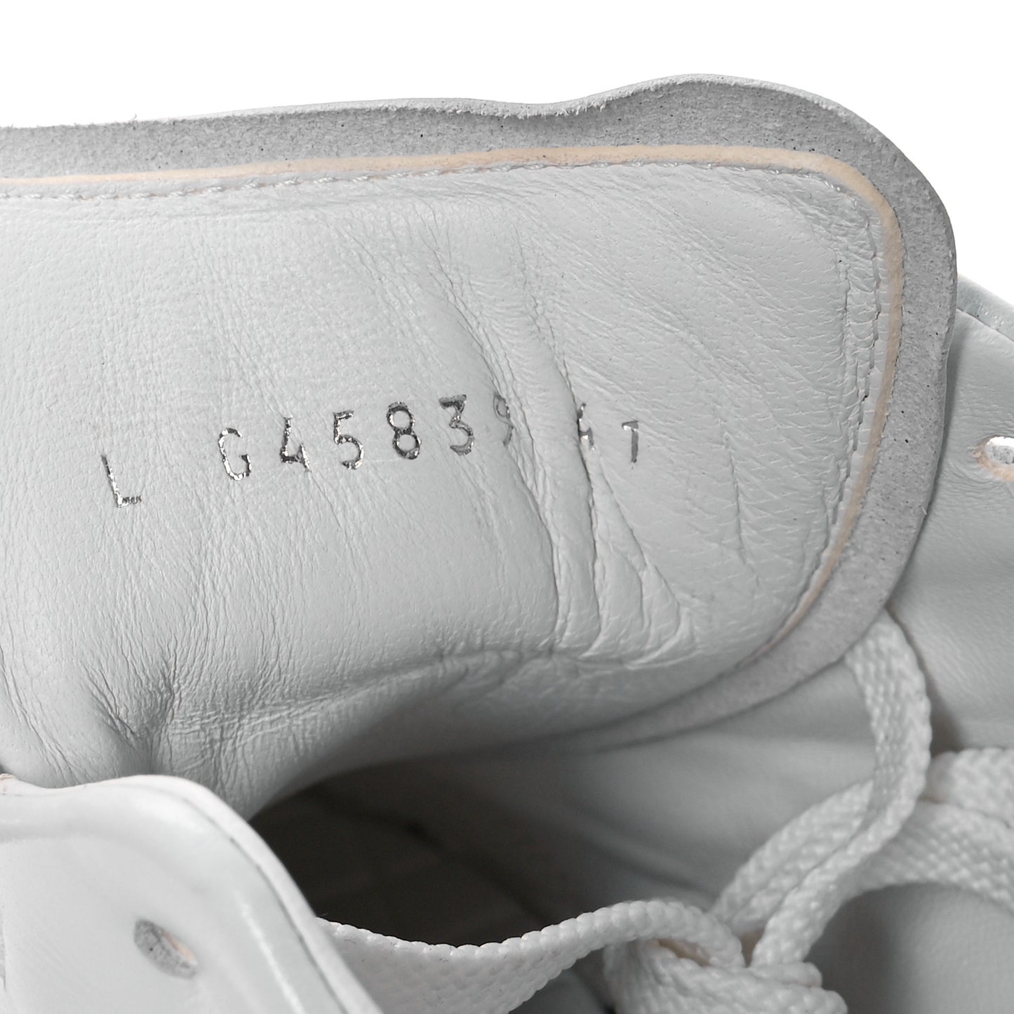 Shiny Calfskin Suede Quilted CC Logo Sneakers 41 White