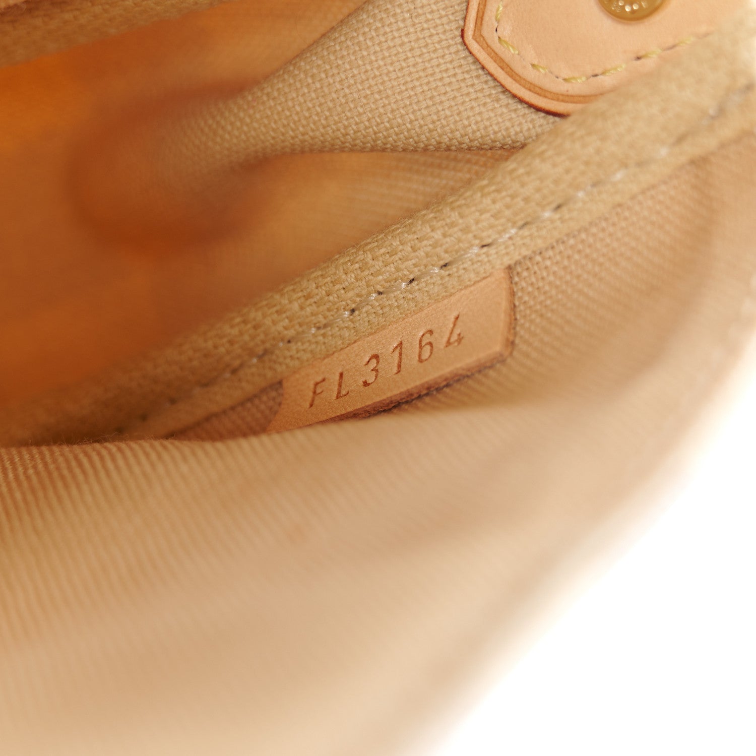 Louis Vuitton Damier Azur Favorite PM 7 of 10