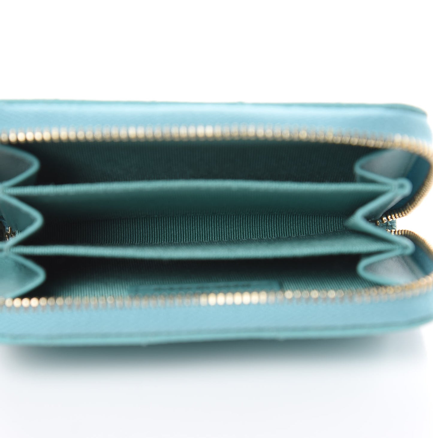 Caviar Chevron Quilted Zip Coin Purse Green