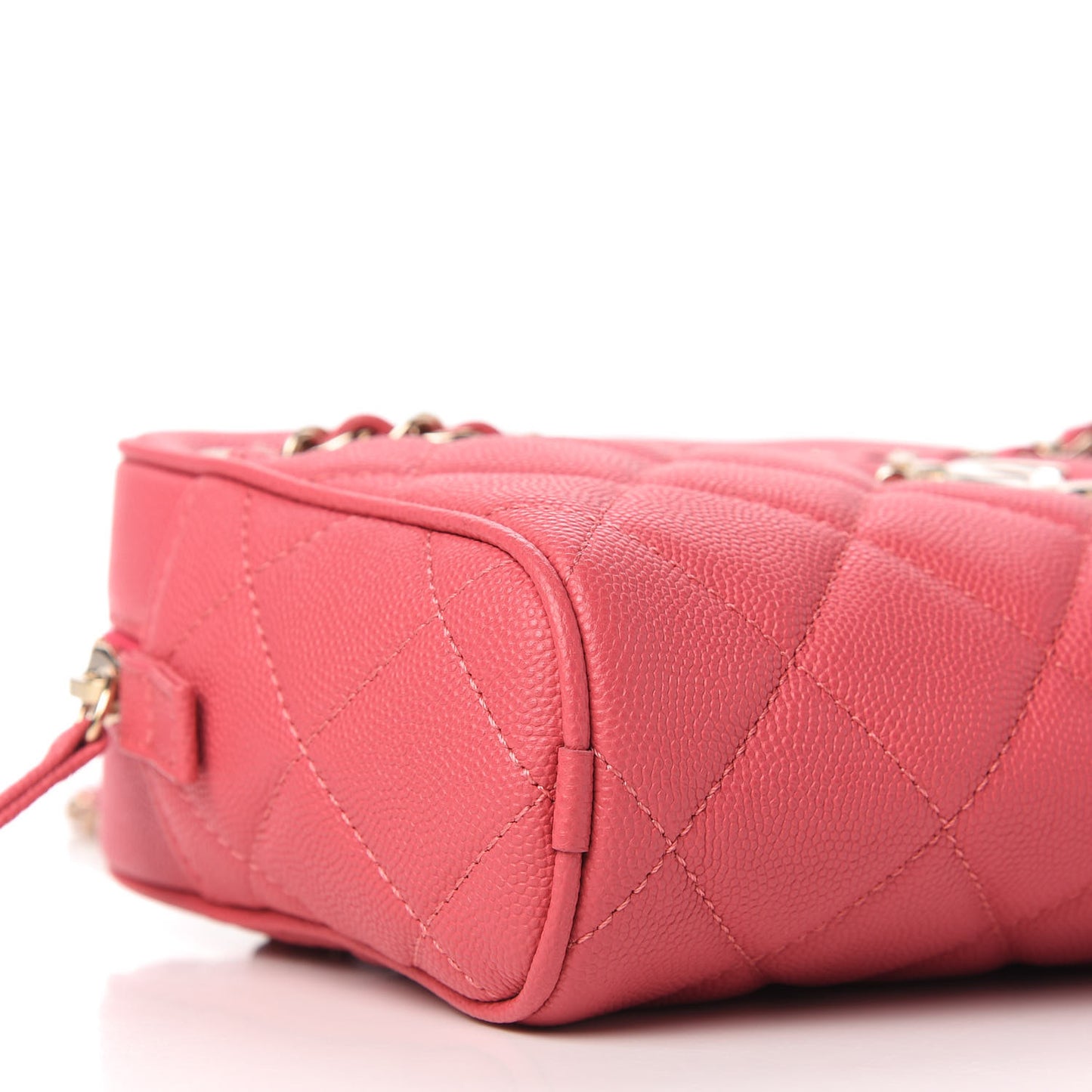 Caviar Quilted Small In & Out Camera Case Pink