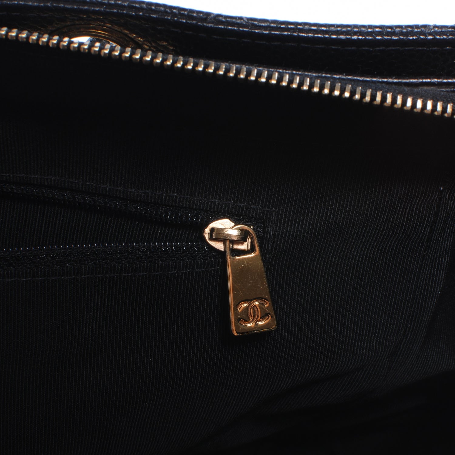 Chanel Caviar Quilted CC Shoulder Bag Black 7 of 9
