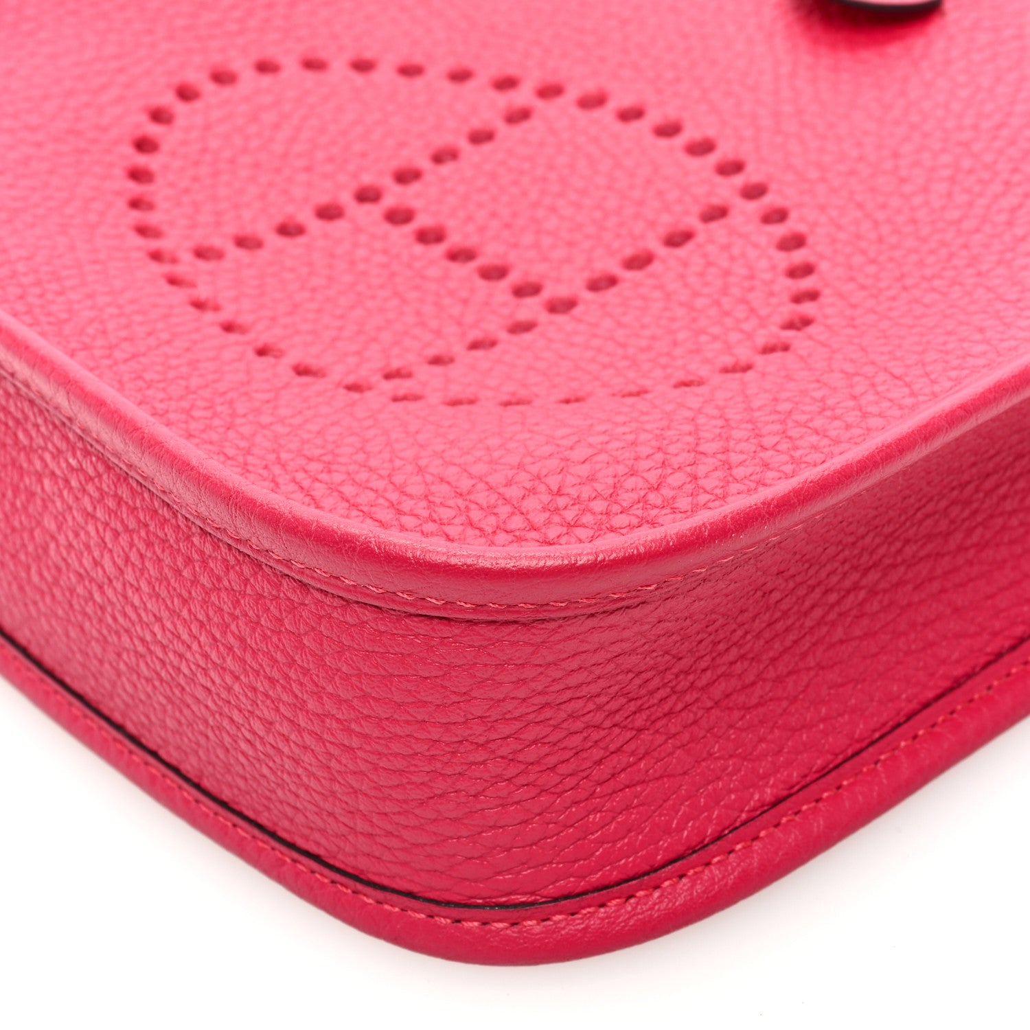 Hermes Taurillon Clemence Flipperball Sangle Evelyne TPM Framboise 10 of 10