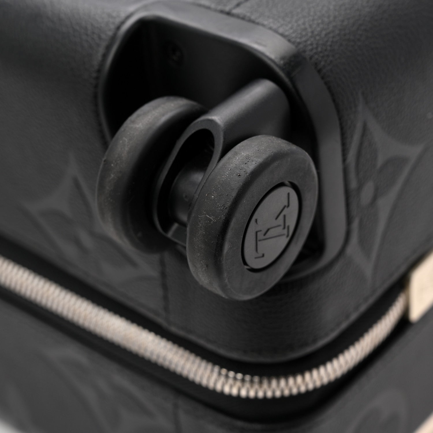 Louis Vuitton Empreinte Horizon 55 Black 12 of 12
